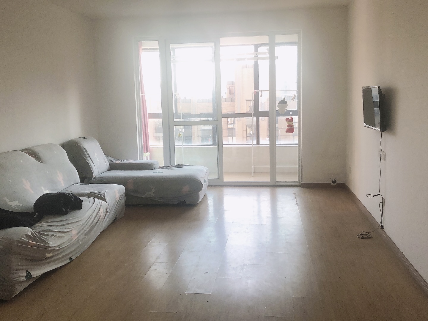 万和华府 3室2厅1卫 117.7m&sup2;