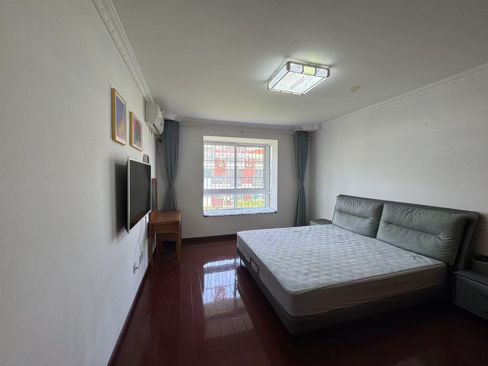 长航地中海花园 5室2厅2卫 165.99m&sup2;