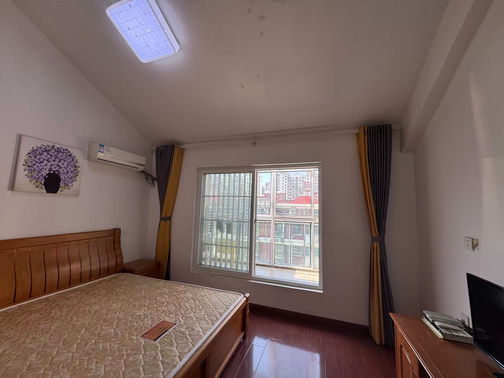 长航地中海花园 5室2厅2卫 165.99m&sup2;