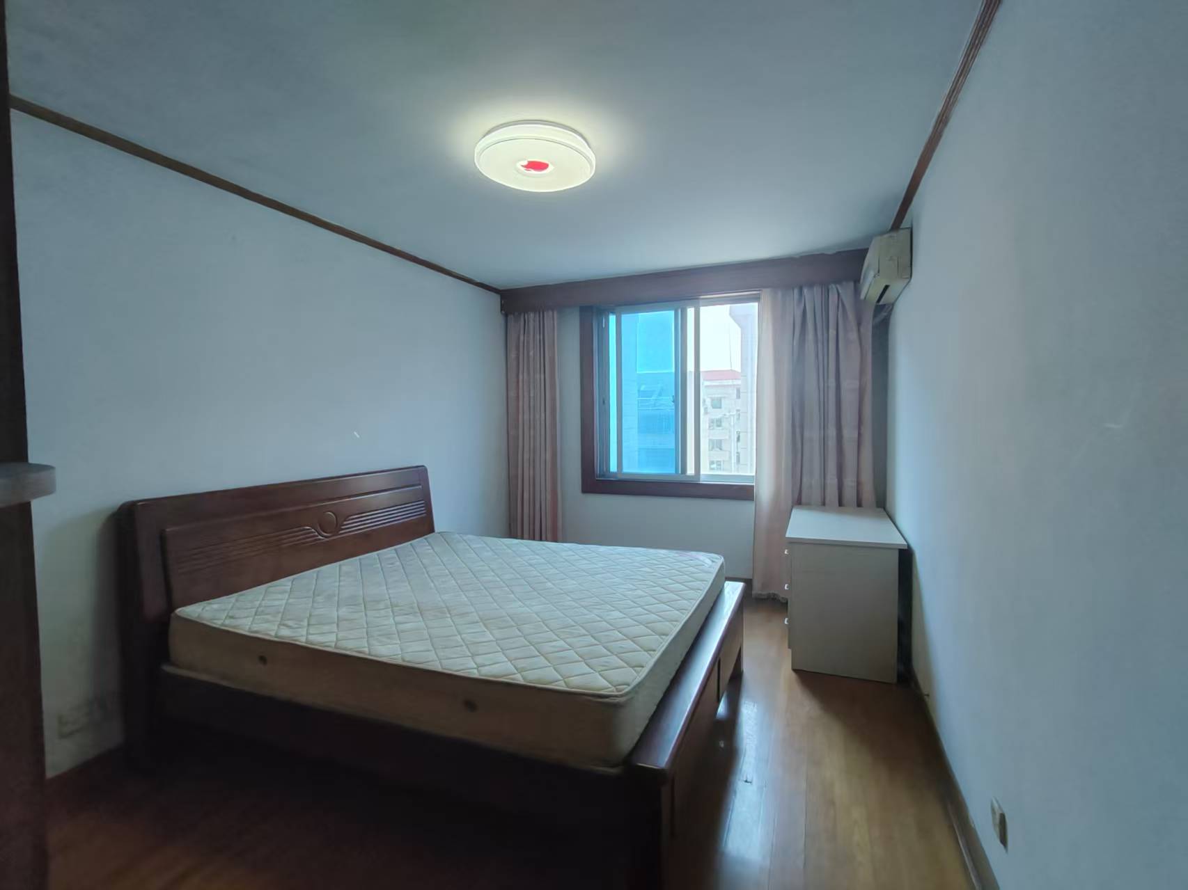 光明南村 2室1厅1卫 82m&sup2;