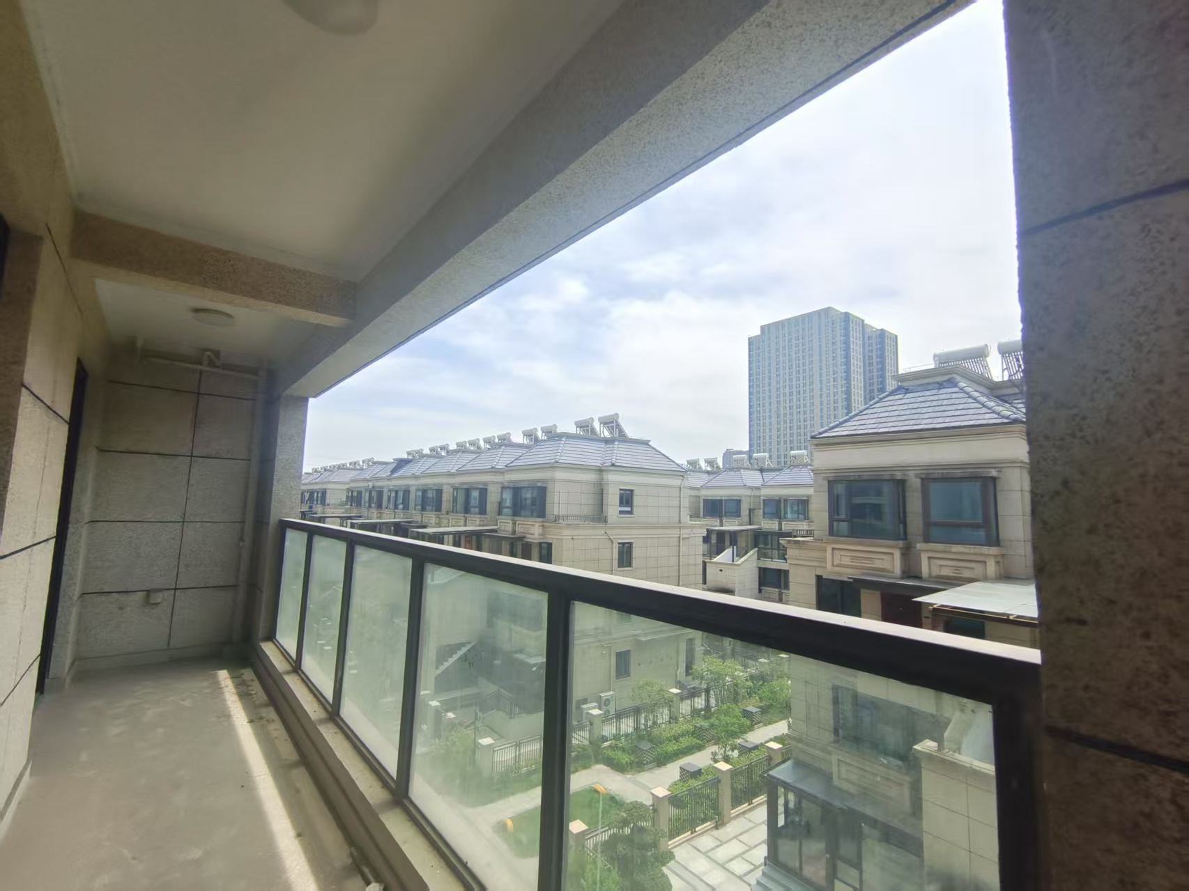 中南熙悦(南通经济技术开发区) 4室2厅2卫 122m&sup2;