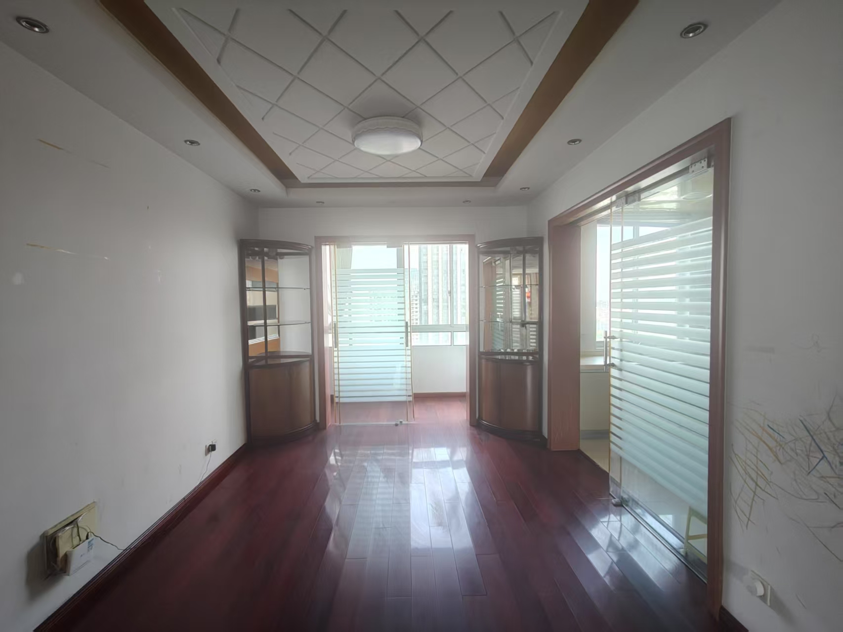 首府名邸 4室3厅2卫 181m&sup2;