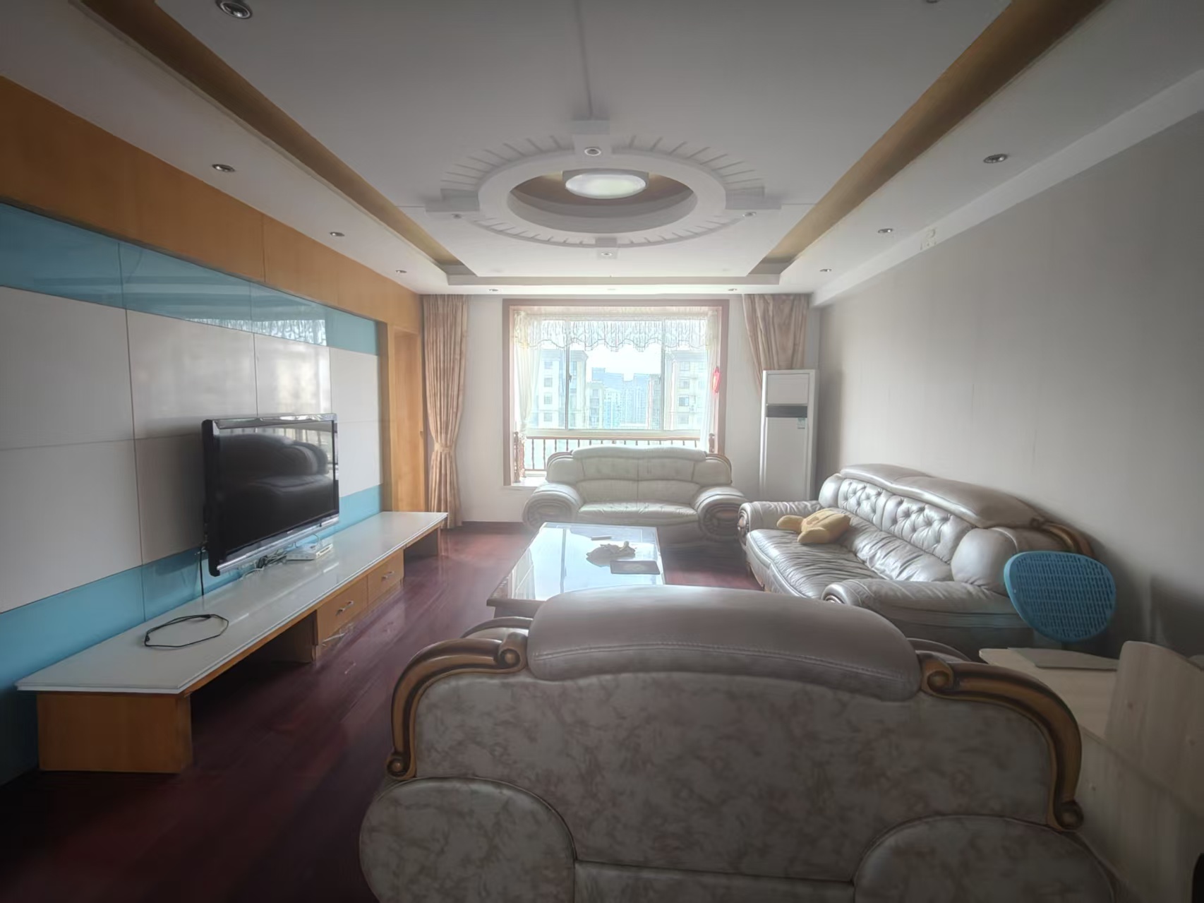 首府名邸 4室3厅2卫 181m²