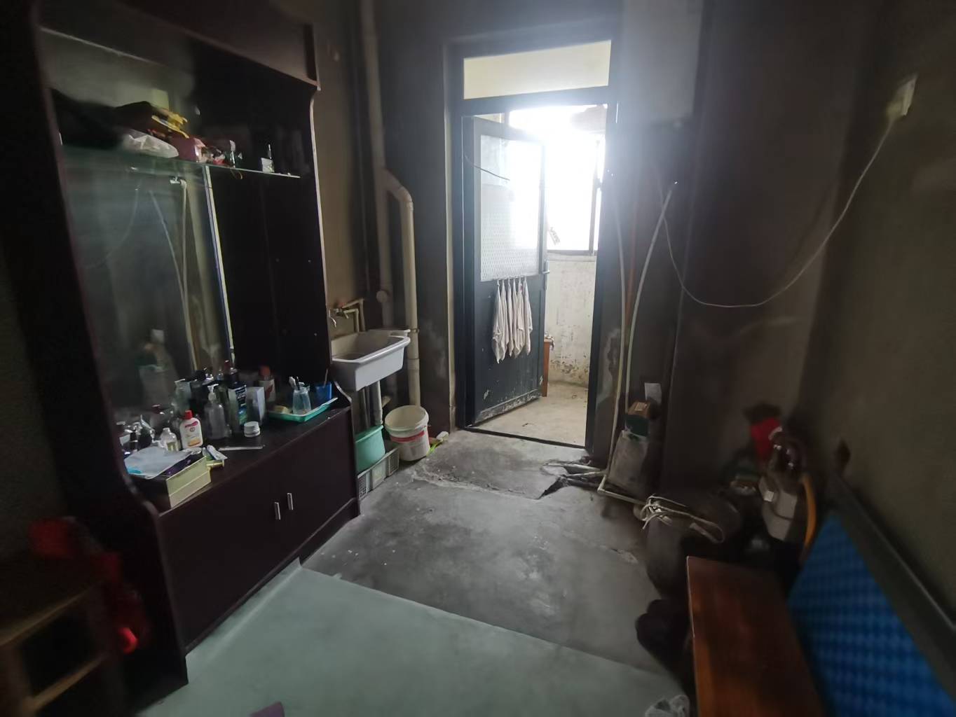 星月花园 5室2厅1卫 200m&sup2;