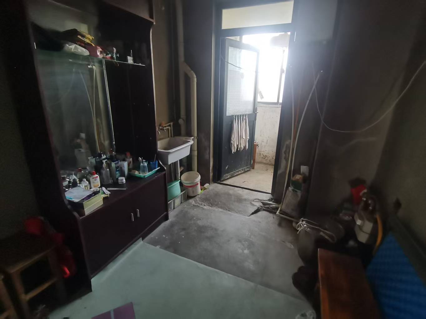 星月花园 5室2厅1卫 200m&sup2;