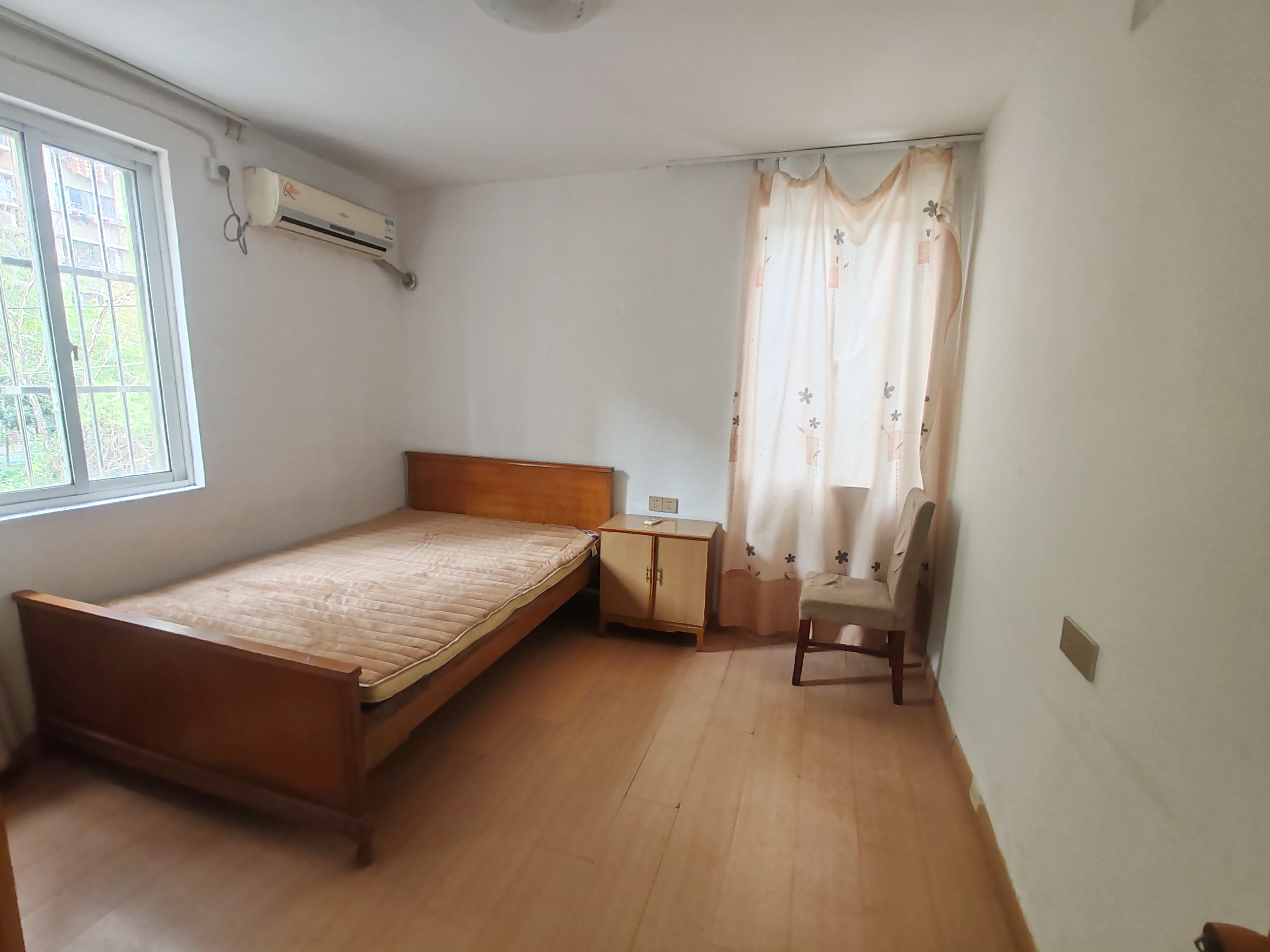 新桥北村 2室1厅1卫 70m&sup2;