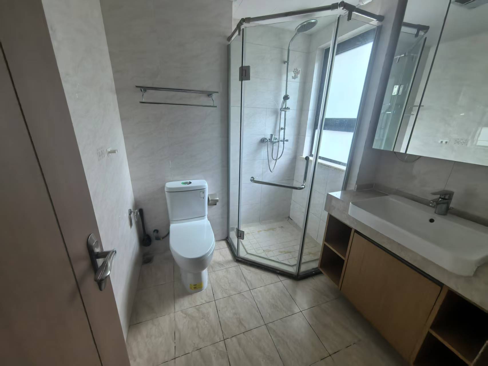 中南君悦府 2室2厅2卫 102.00m&sup2;