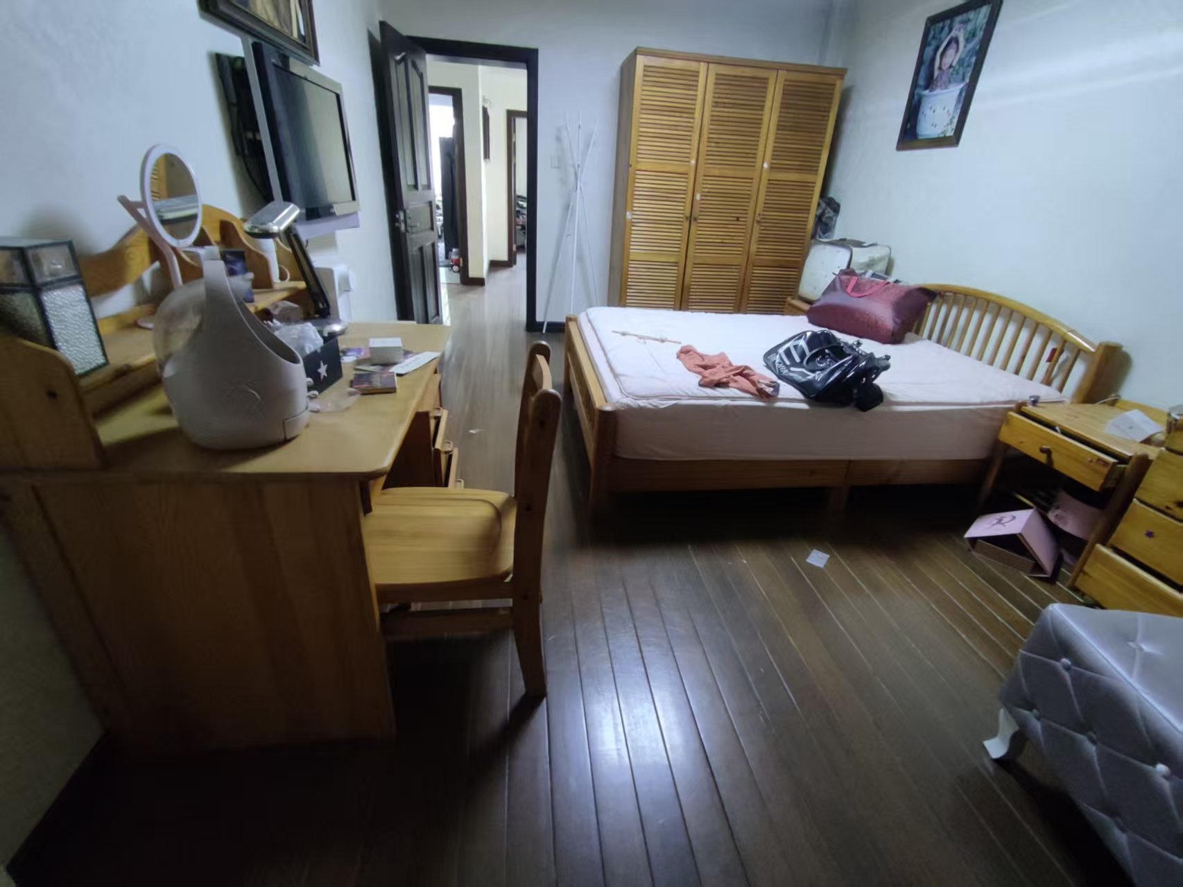佳成花苑 3室2厅2卫 190m&sup2;