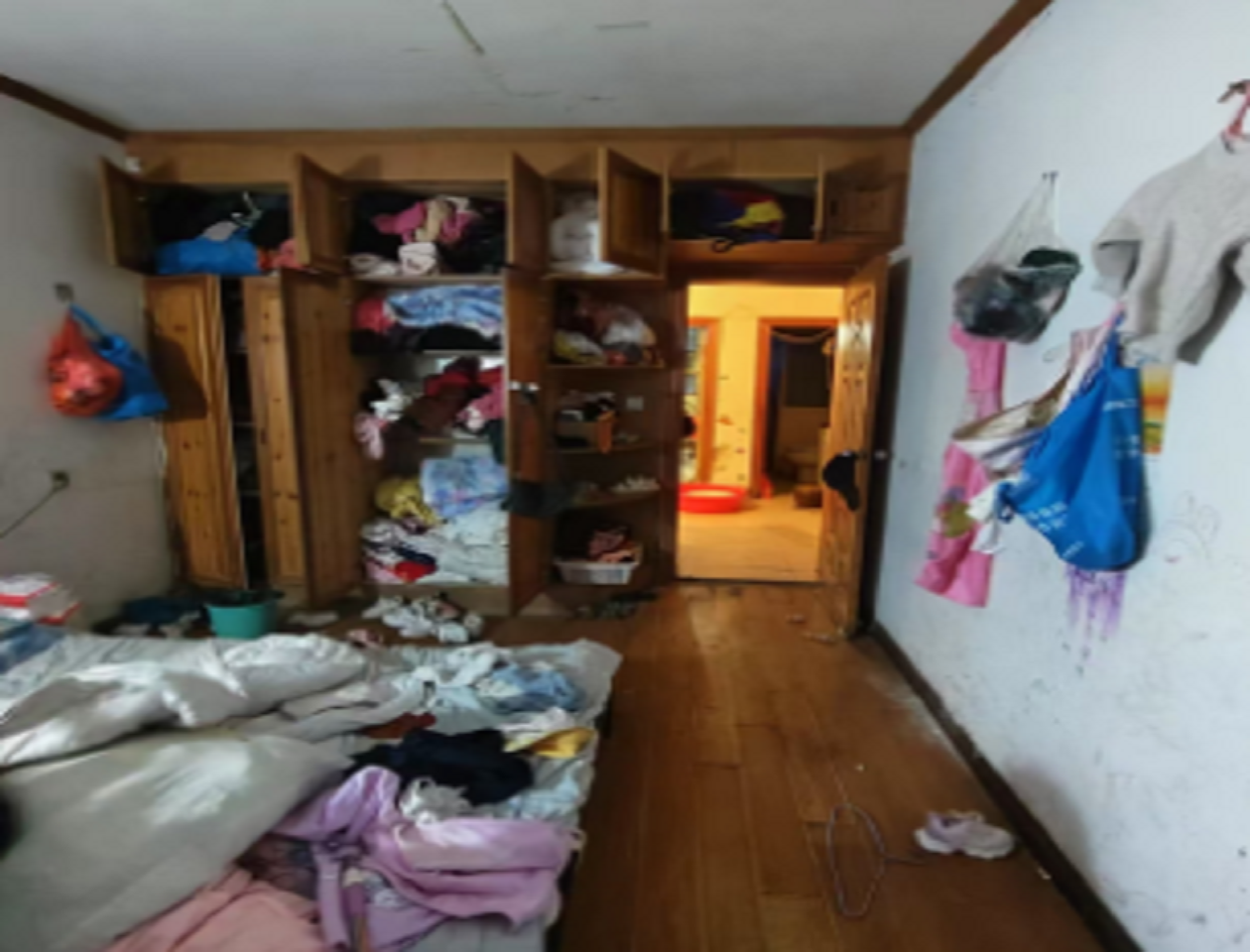 虹桥新村(朝霞路) 1室1厅1卫 42.17m&sup2;