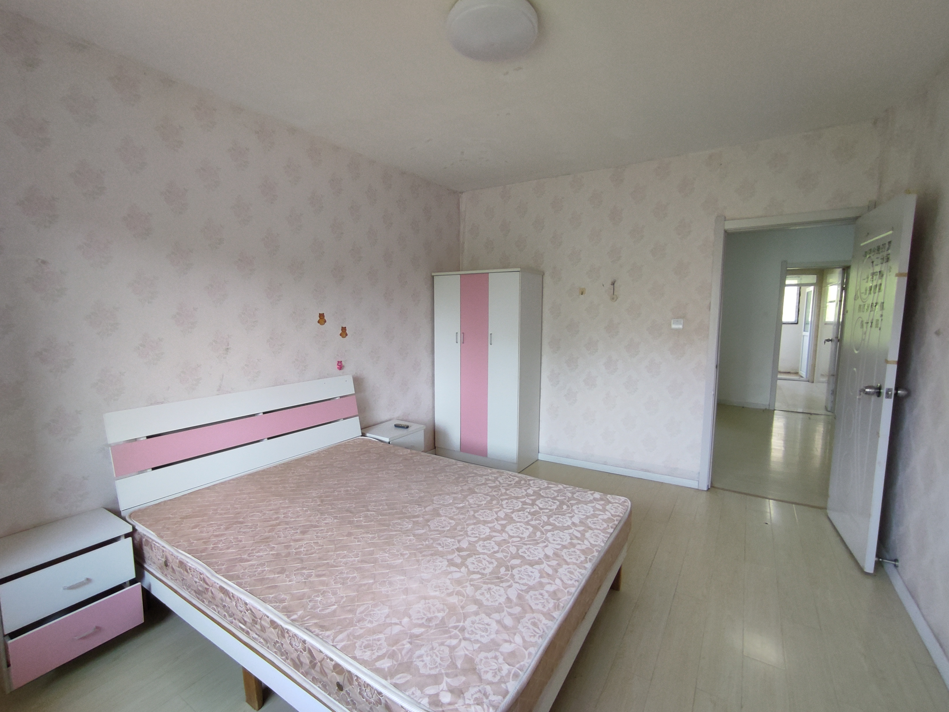 紫东南苑 1室厅卫 25m&sup2;