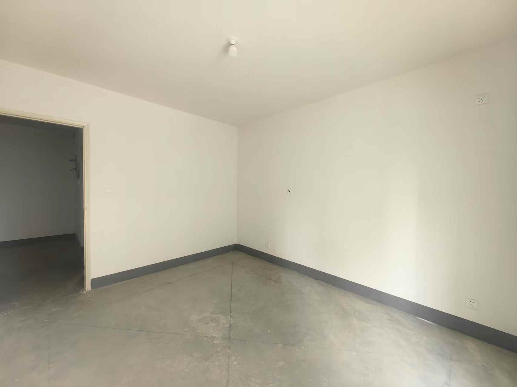 兴石花园 2室1厅1卫 85.56m&sup2;