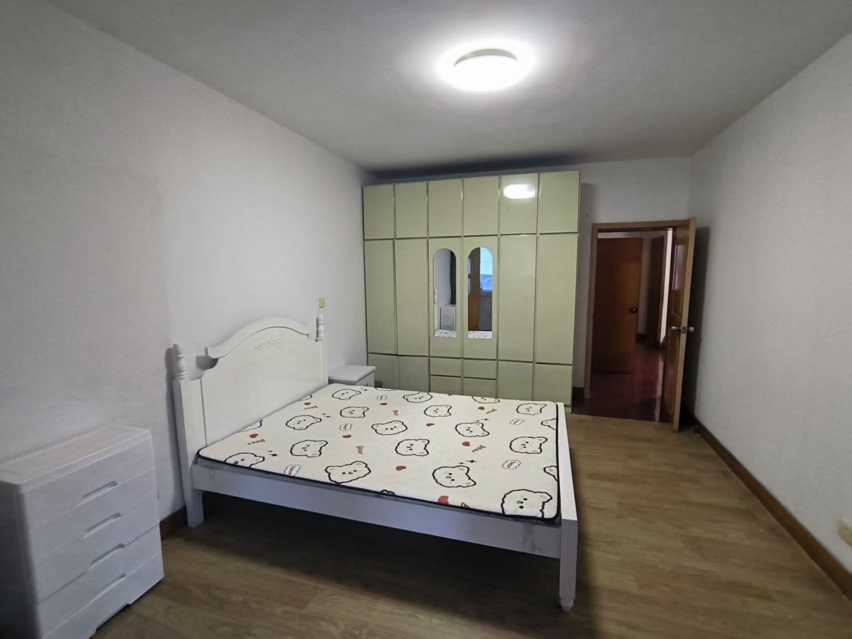 姚港路31号 2室1厅1卫 76.00m&sup2;