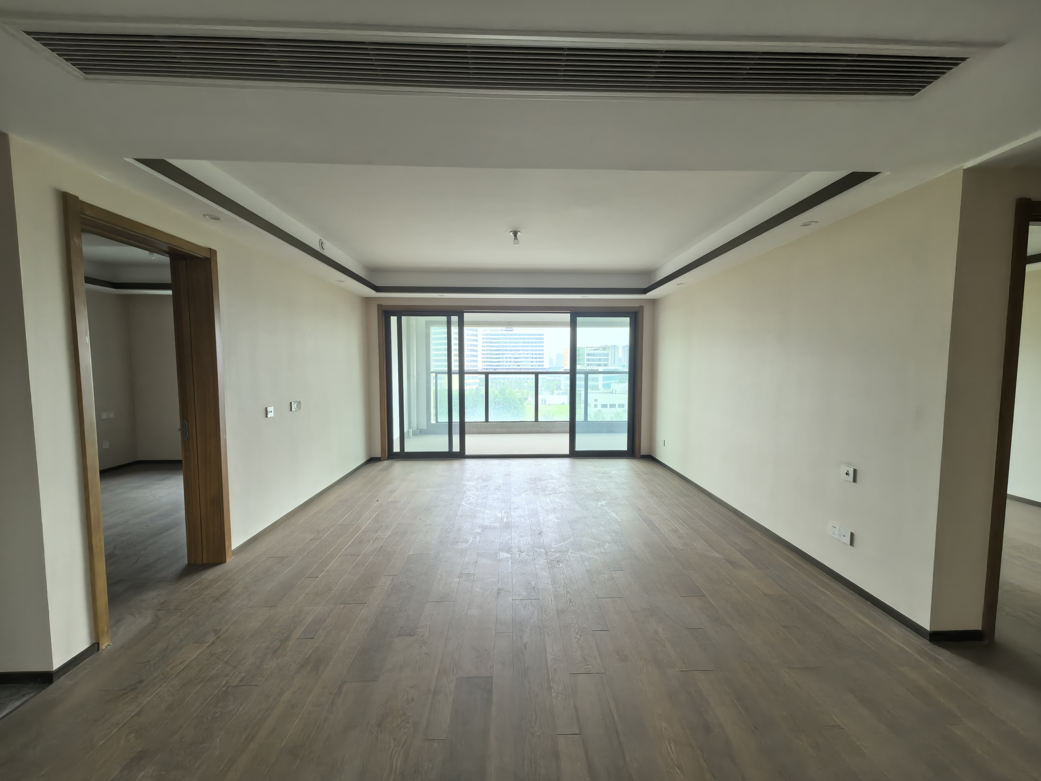远创东樾 4室2厅3卫 153.74m²