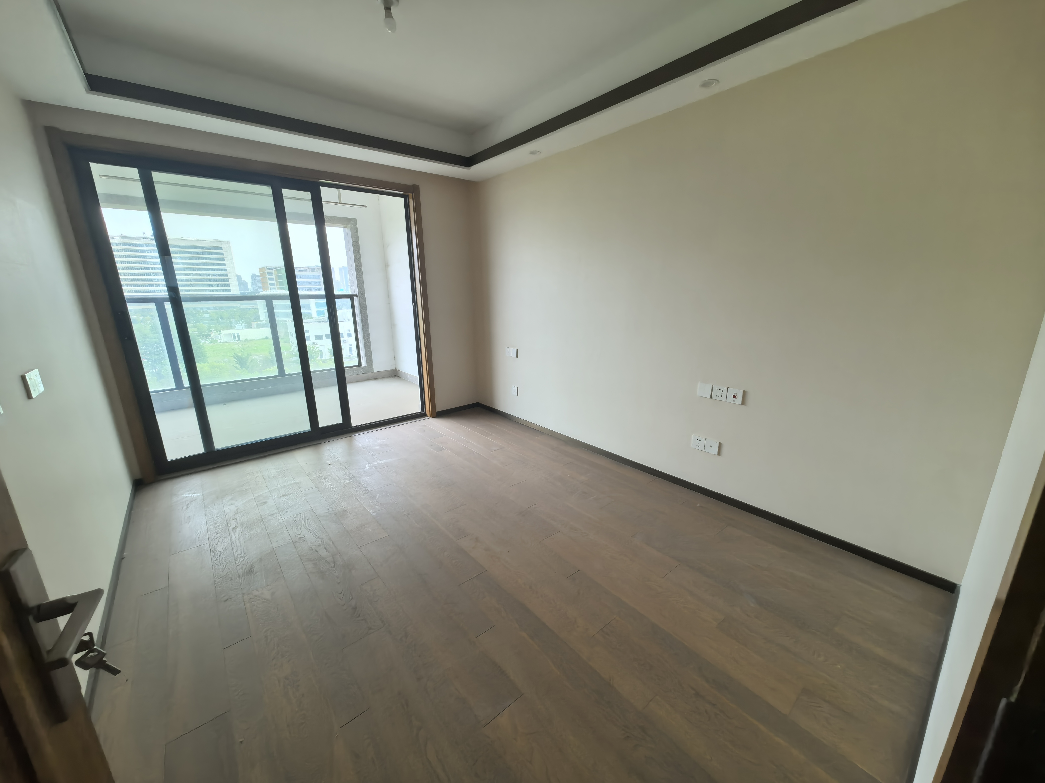 远创东樾 4室2厅3卫 153.74m&sup2;