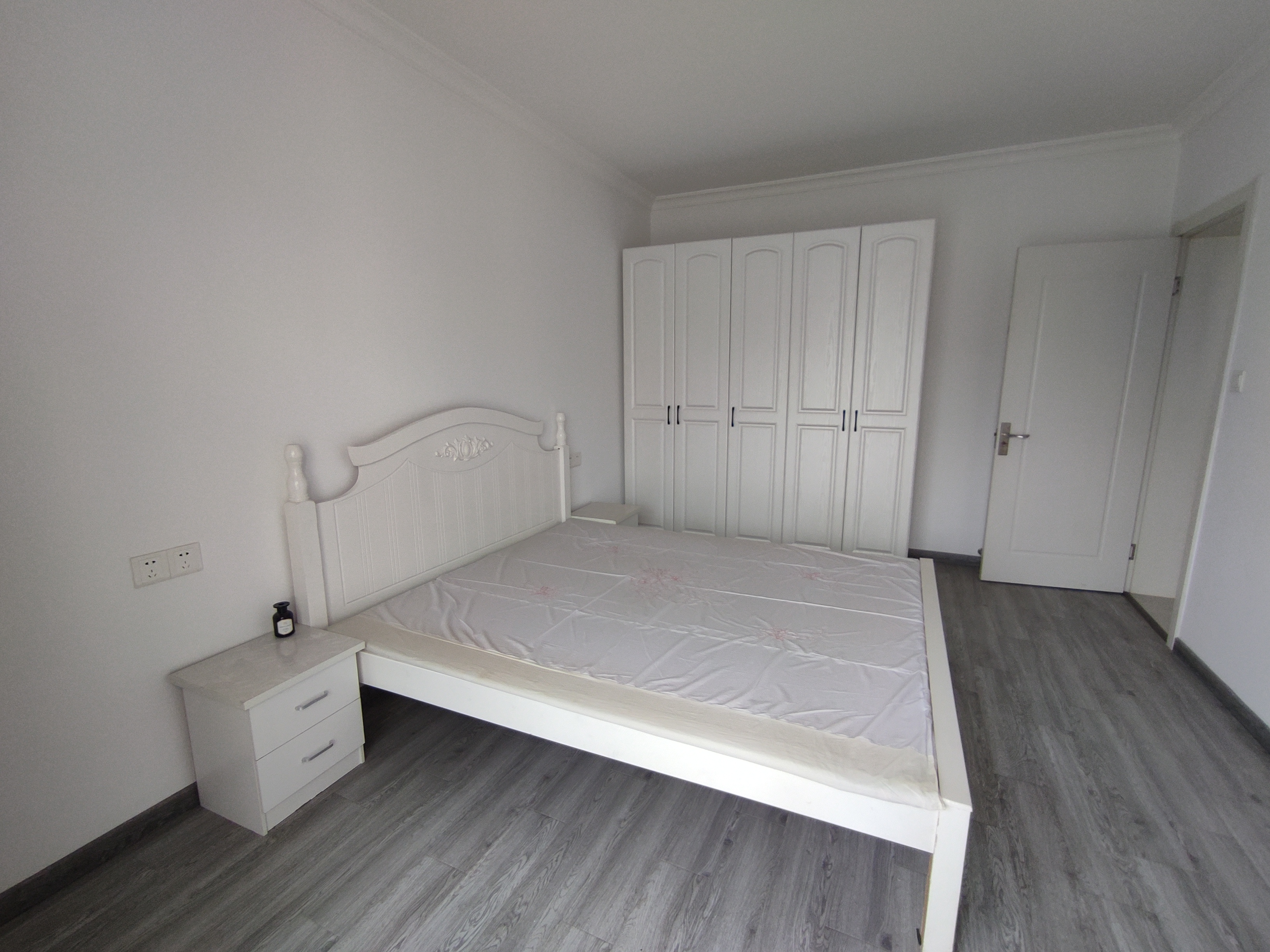 易家桥新村 3室1厅1卫 71.03m&sup2;