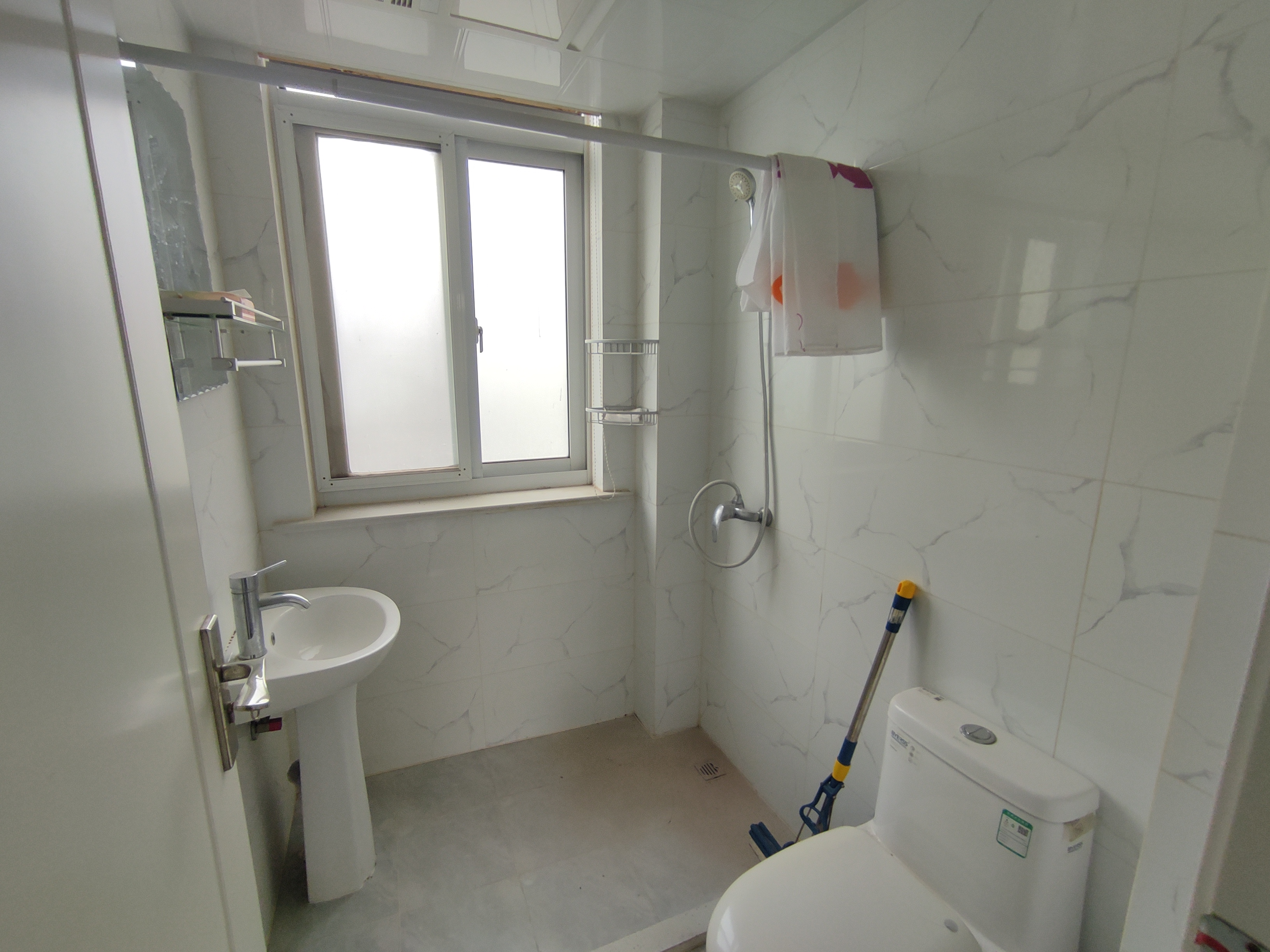 易家桥新村 3室1厅1卫 71.03m&sup2;