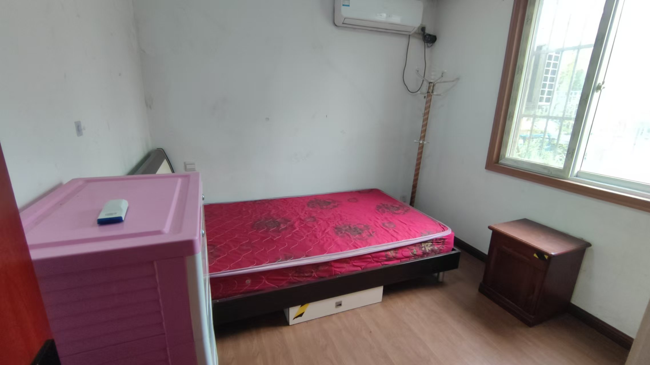 虹桥南村 2室2厅1卫 66m&sup2;