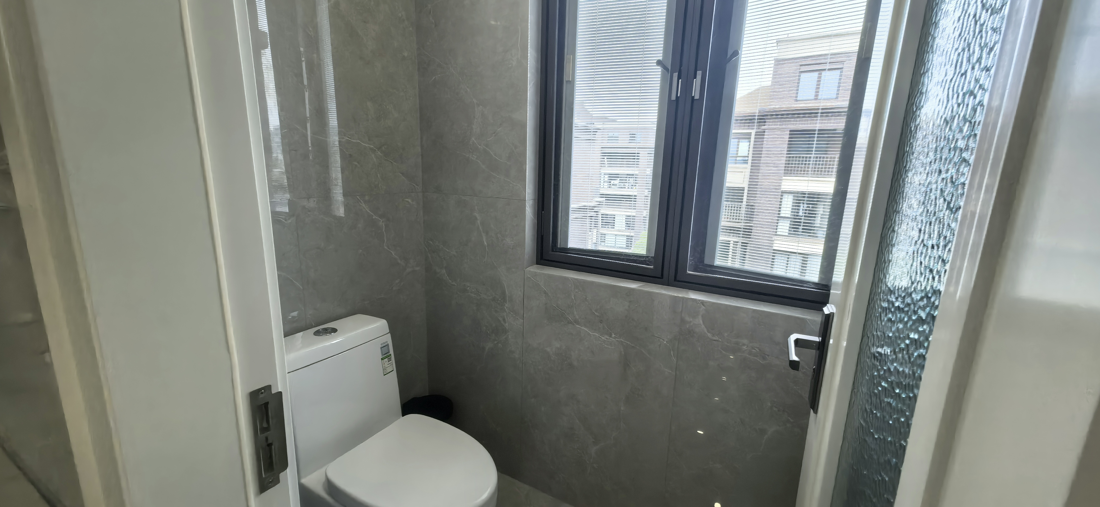 盛和九里香堤二期 4室2厅3卫 185.00m&sup2;