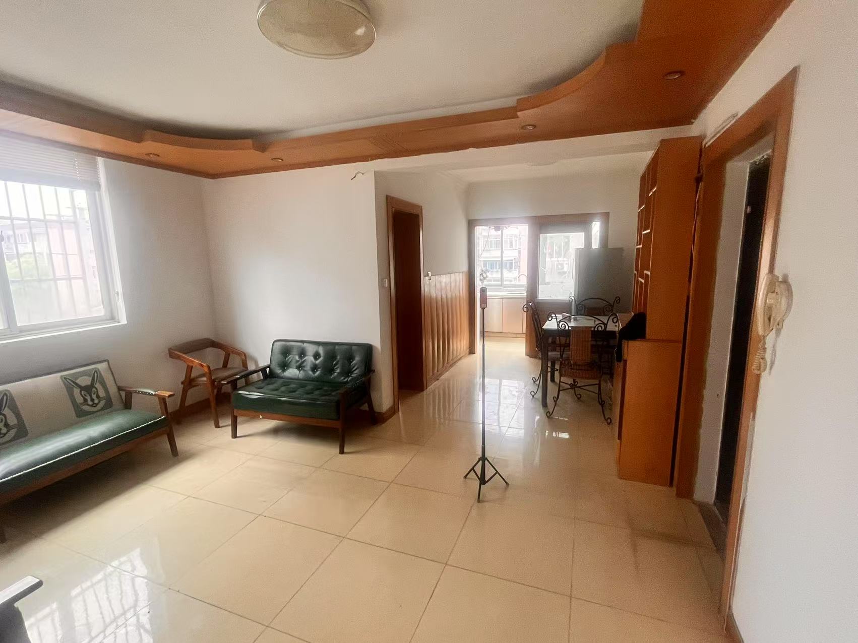 时珍园小区 2室2厅1卫 84m²