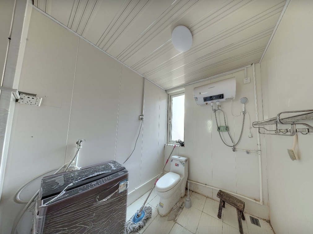金霞北苑 3室1厅2卫 133.79m&sup2;