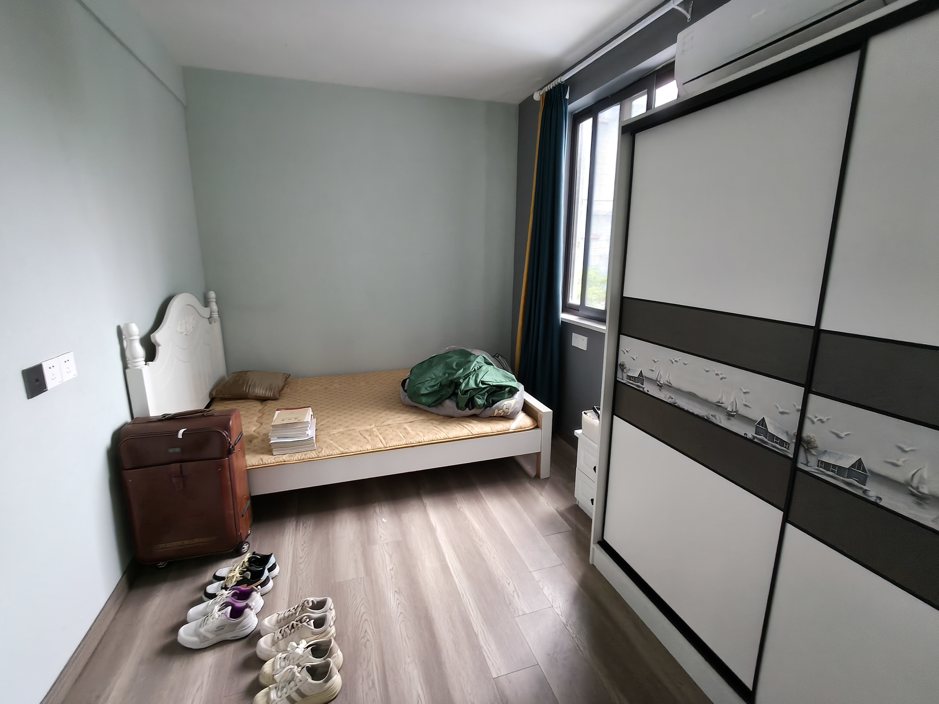 华能大厦 2室1厅1卫 73m&sup2;