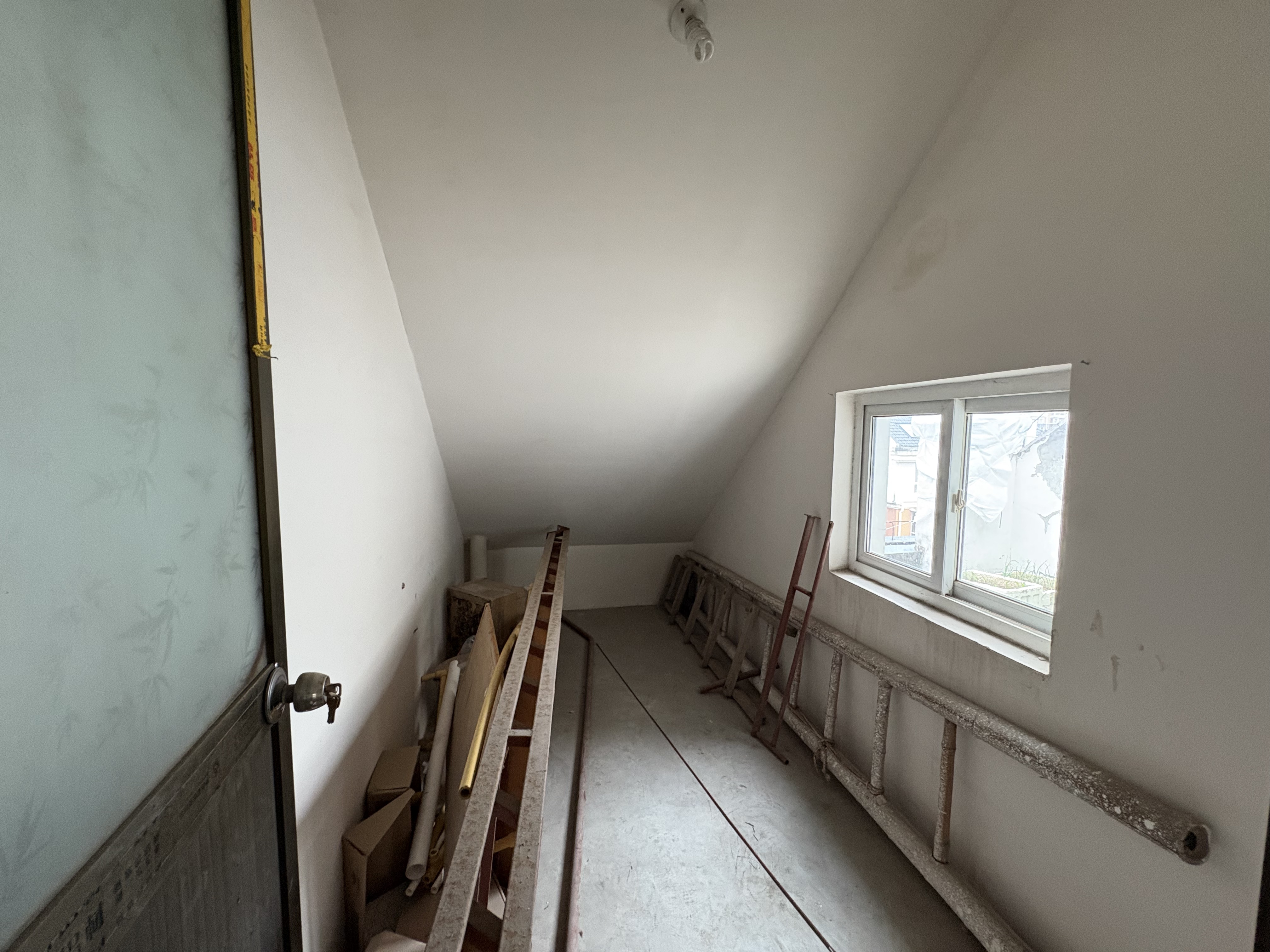 果园名居 4室2厅1卫 128.00m&sup2;
