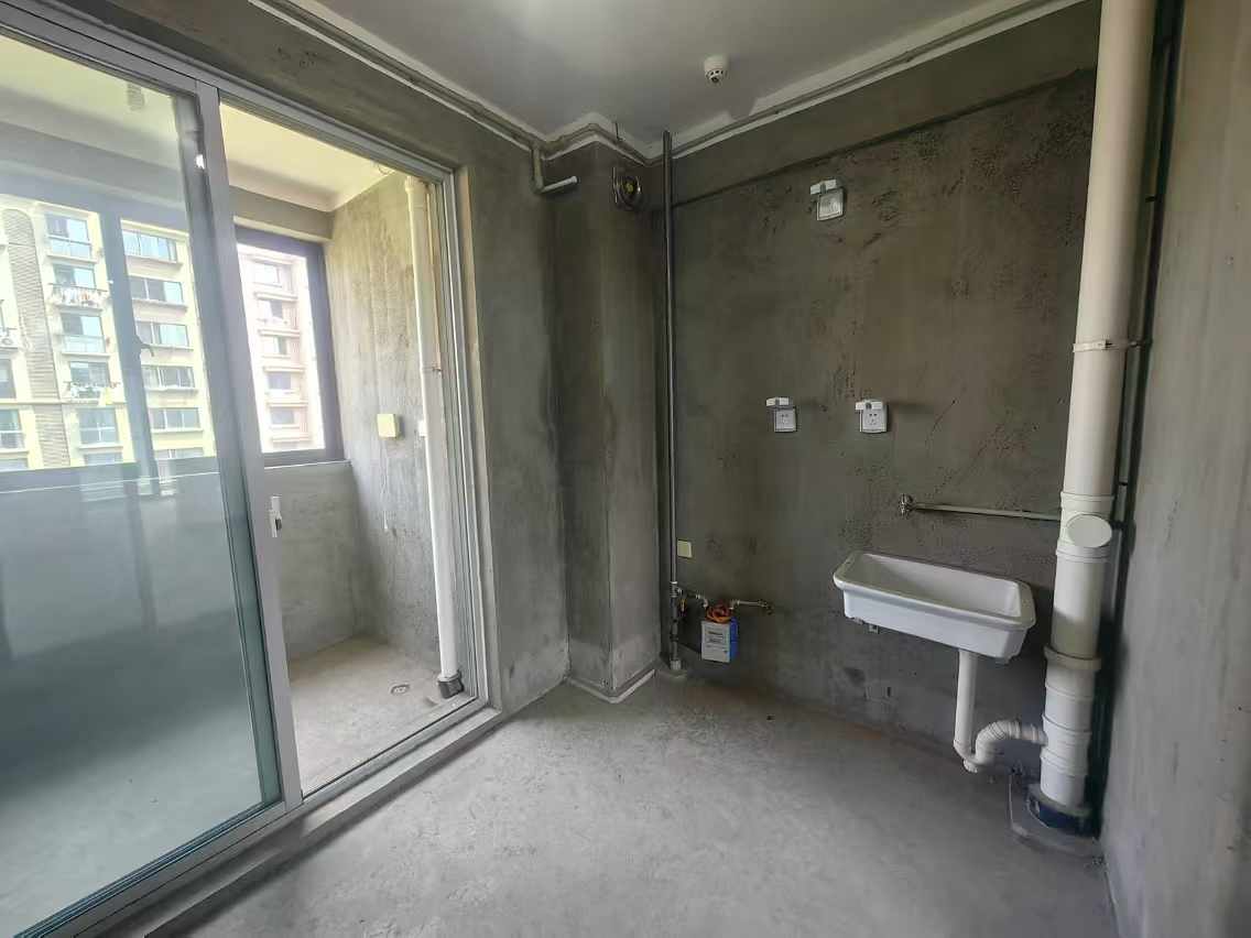 观河华府 1室1厅1卫 64m&sup2;