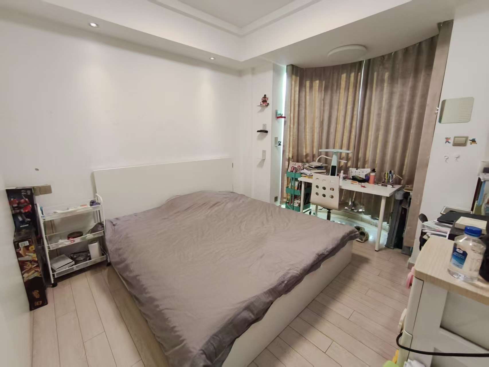 绿城玉兰公寓 3室2厅2卫 136.00m&sup2;