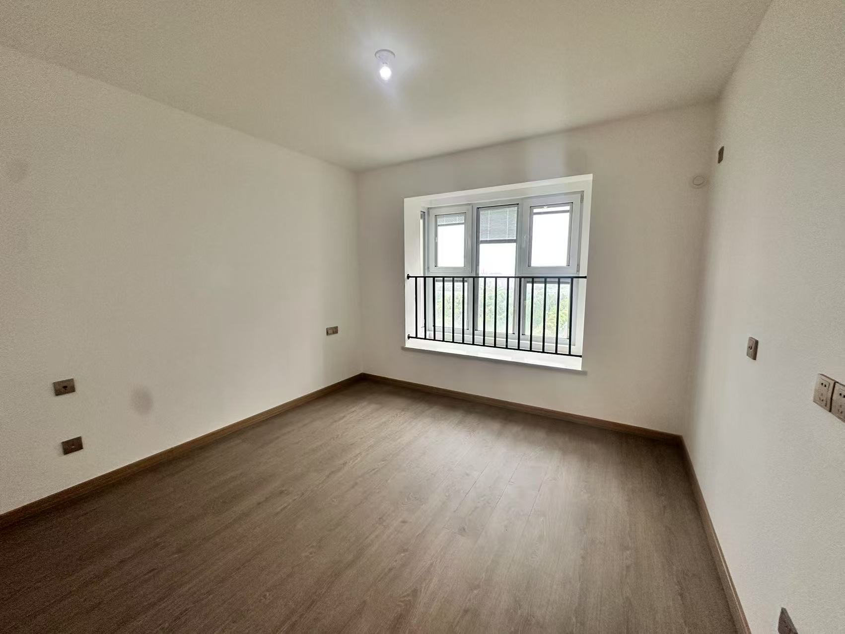 世茂九龙庭 4室2厅2卫 128m&sup2;