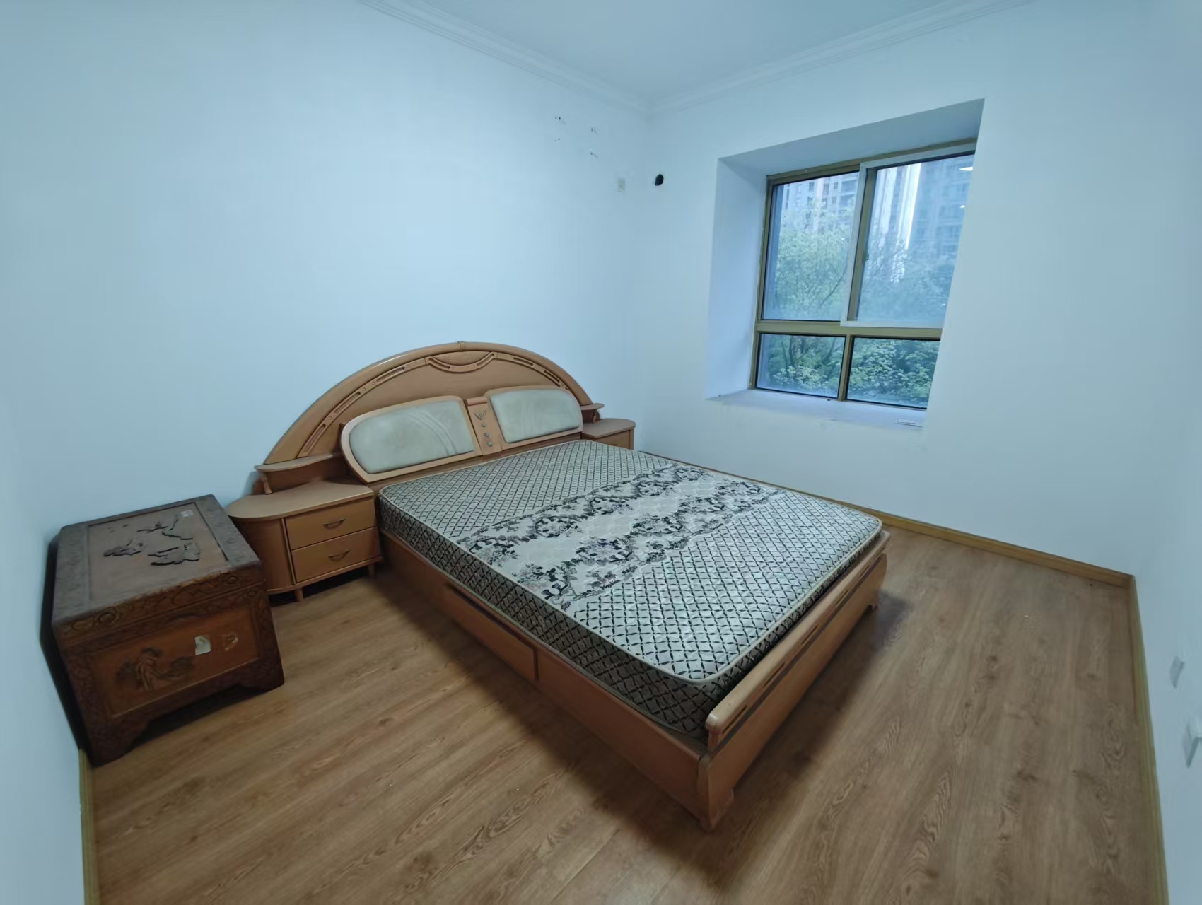 恒盛豪庭 4室2厅2卫 170m&sup2;