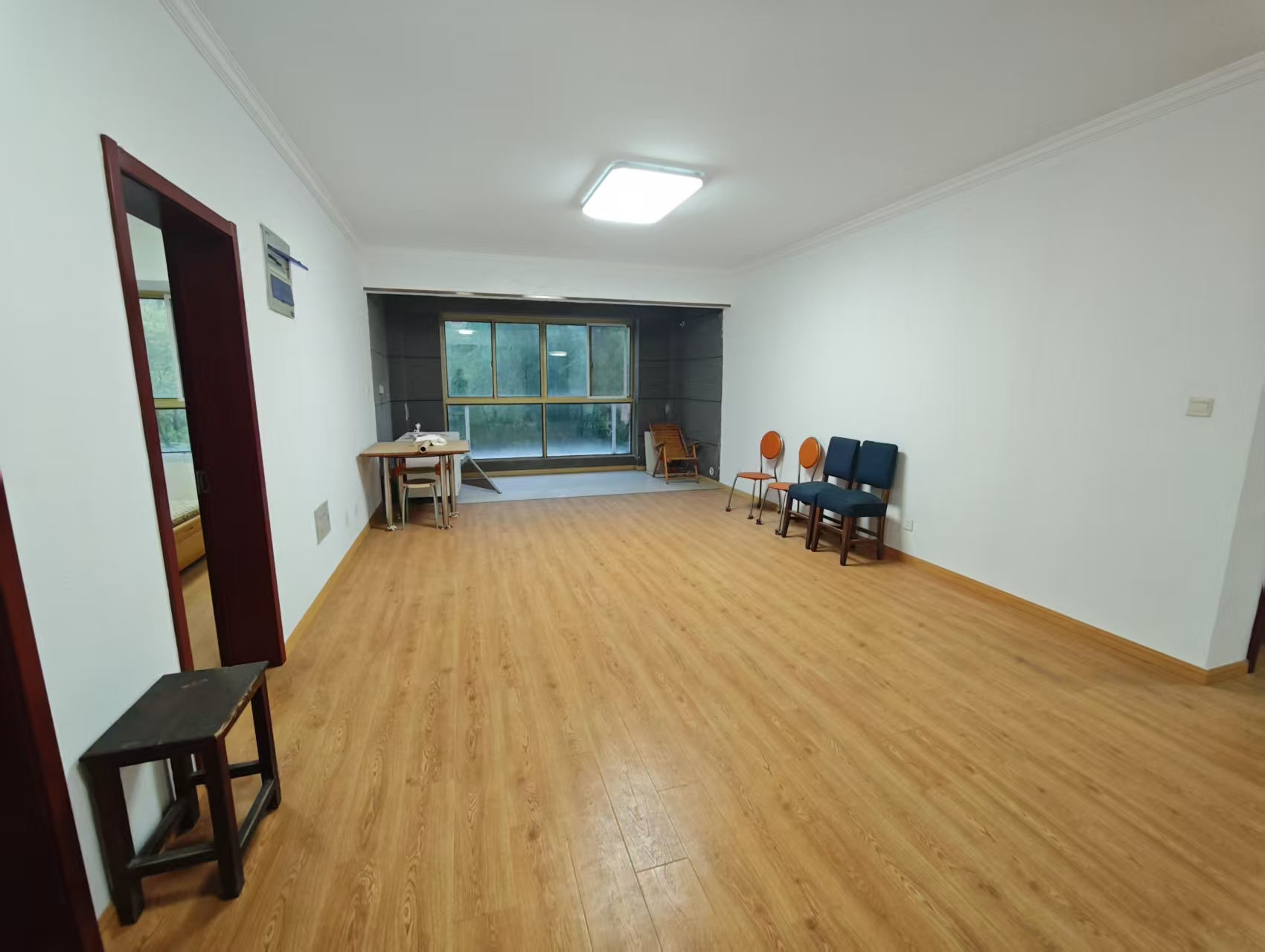 恒盛豪庭 4室2厅2卫 170m²