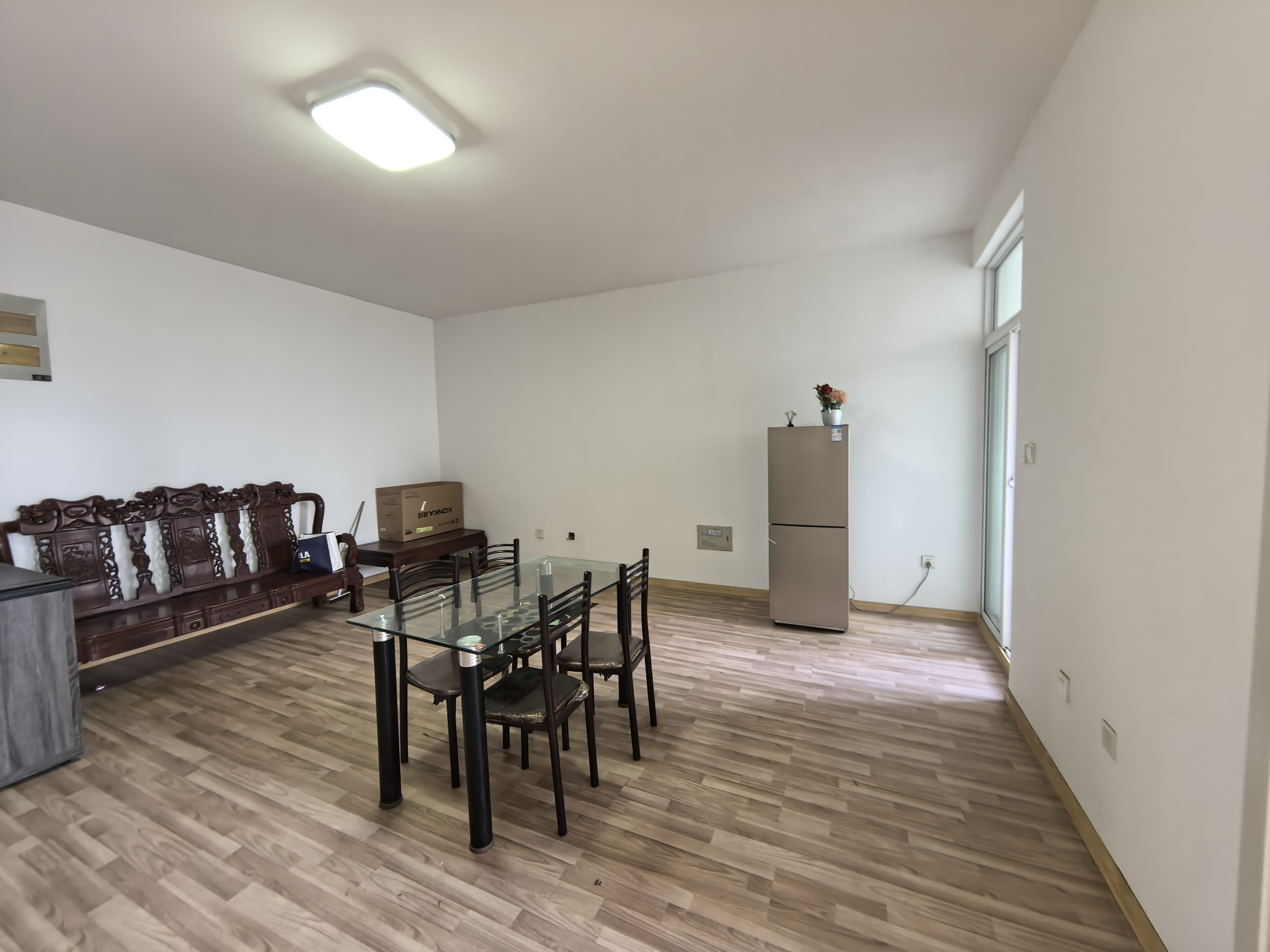 天晖苑 2室2厅1卫 75.00m&sup2;