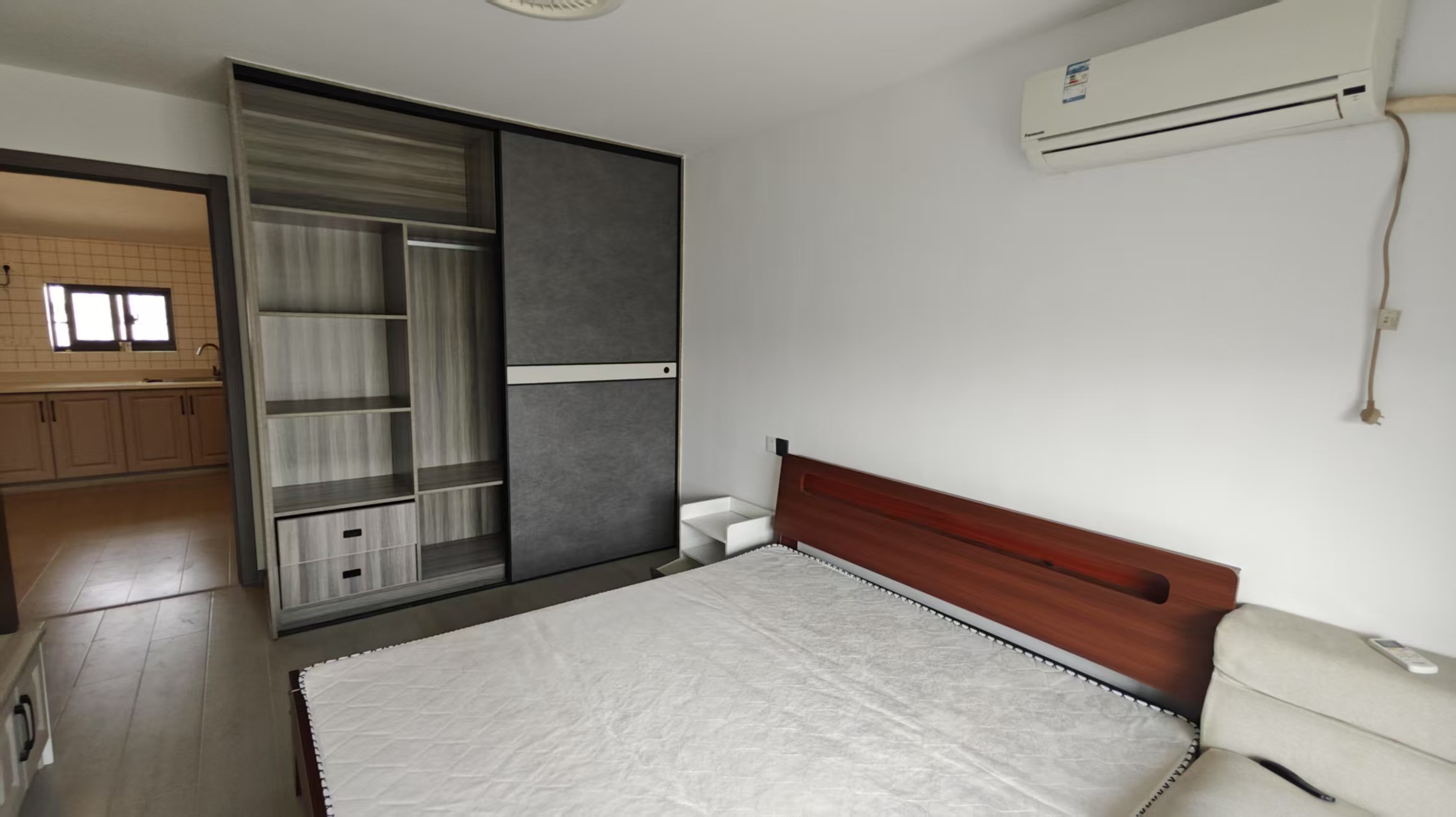 和谐怡园佳苑 4室1厅1卫 130m&sup2;