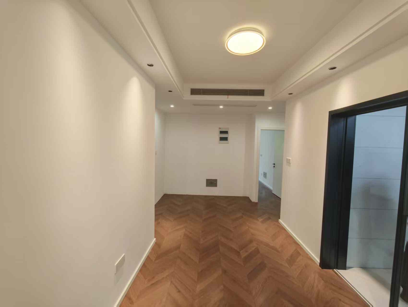 中南世纪城北区 3室2厅1卫 107.04m²