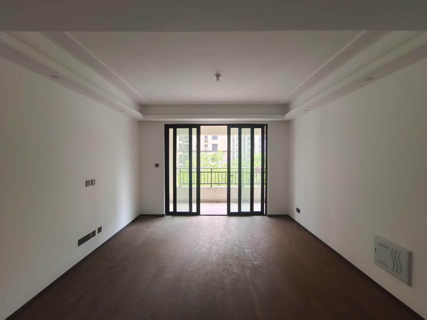 春风南岸东园 4室2厅2卫 136m²