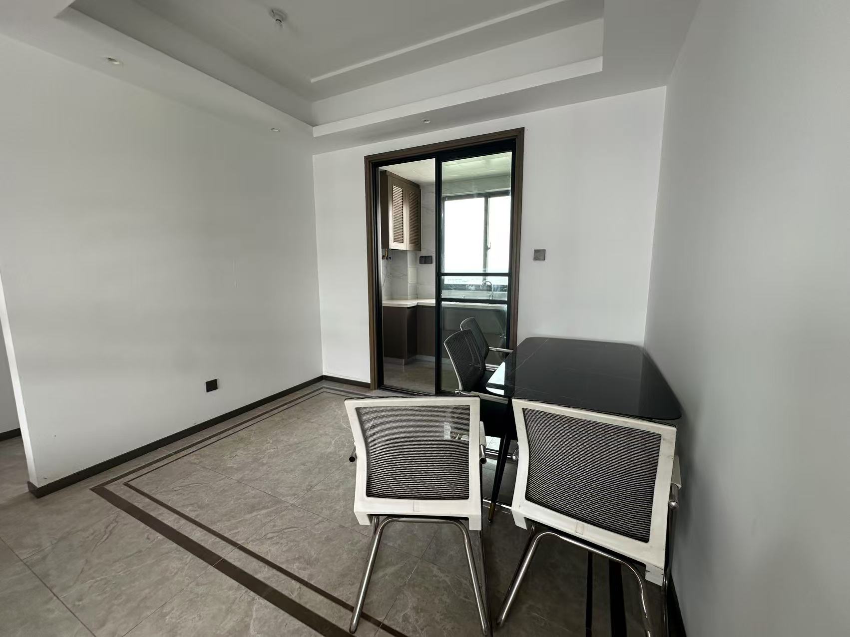 都会沁园 3室2厅2卫 123.17m&sup2;
