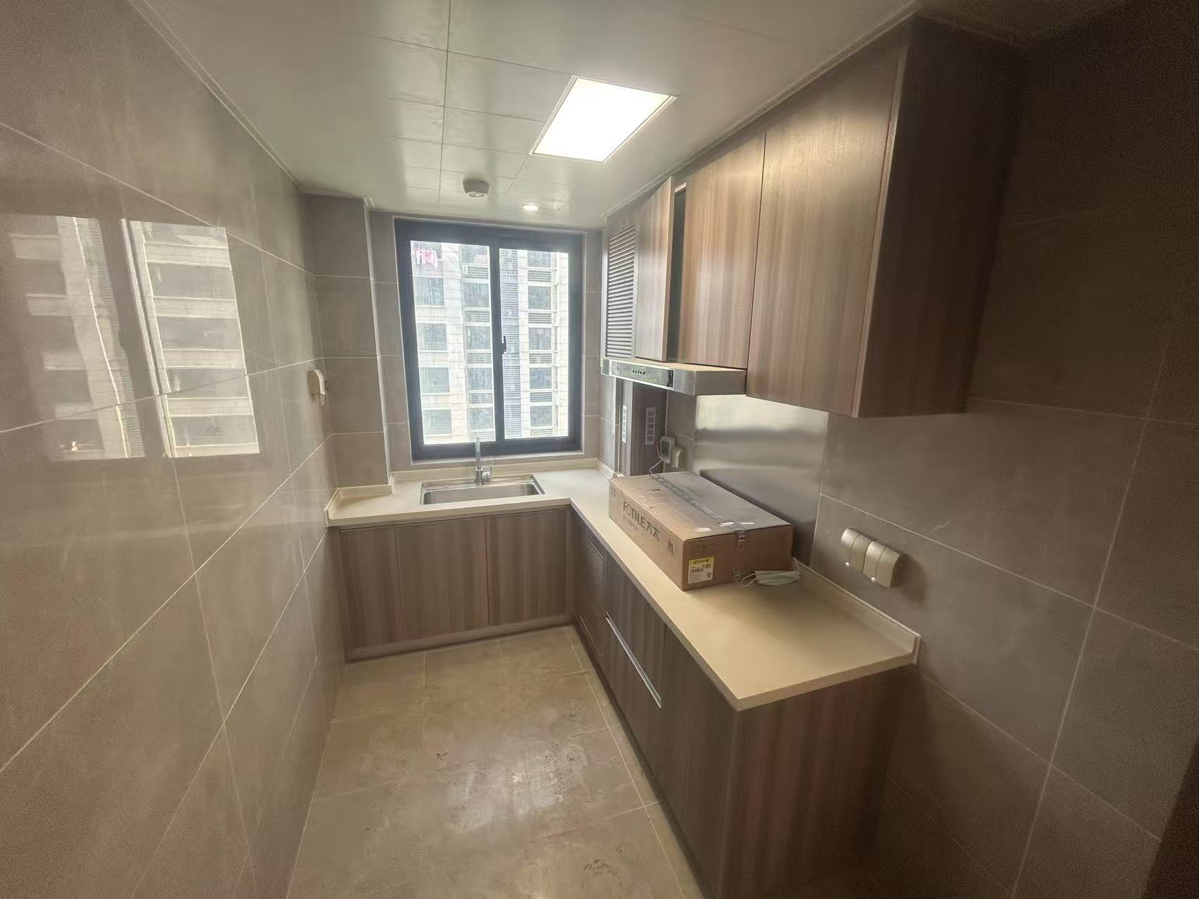 中创大都会 3室2厅2卫 110.3m&sup2;