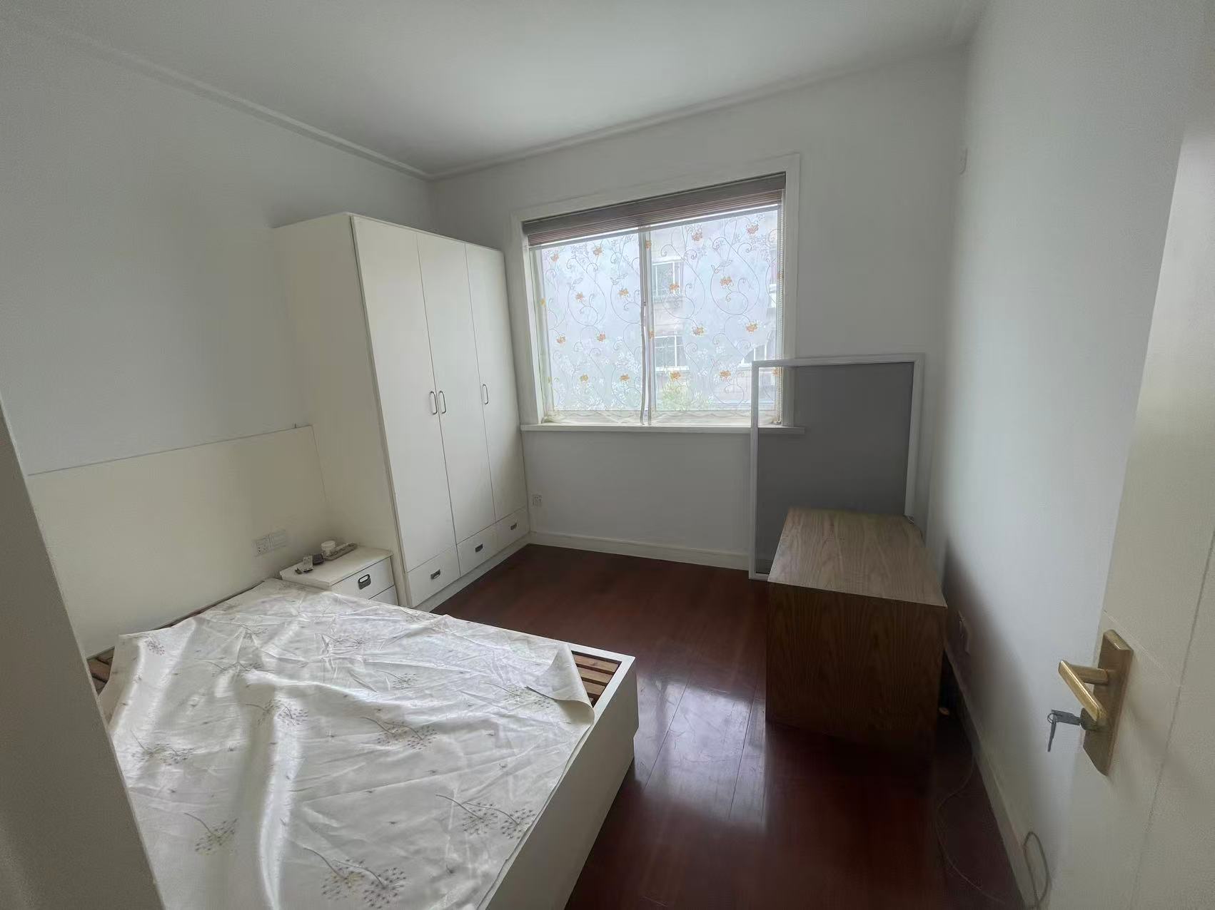 星源花苑 3室2厅1卫 155m&sup2;