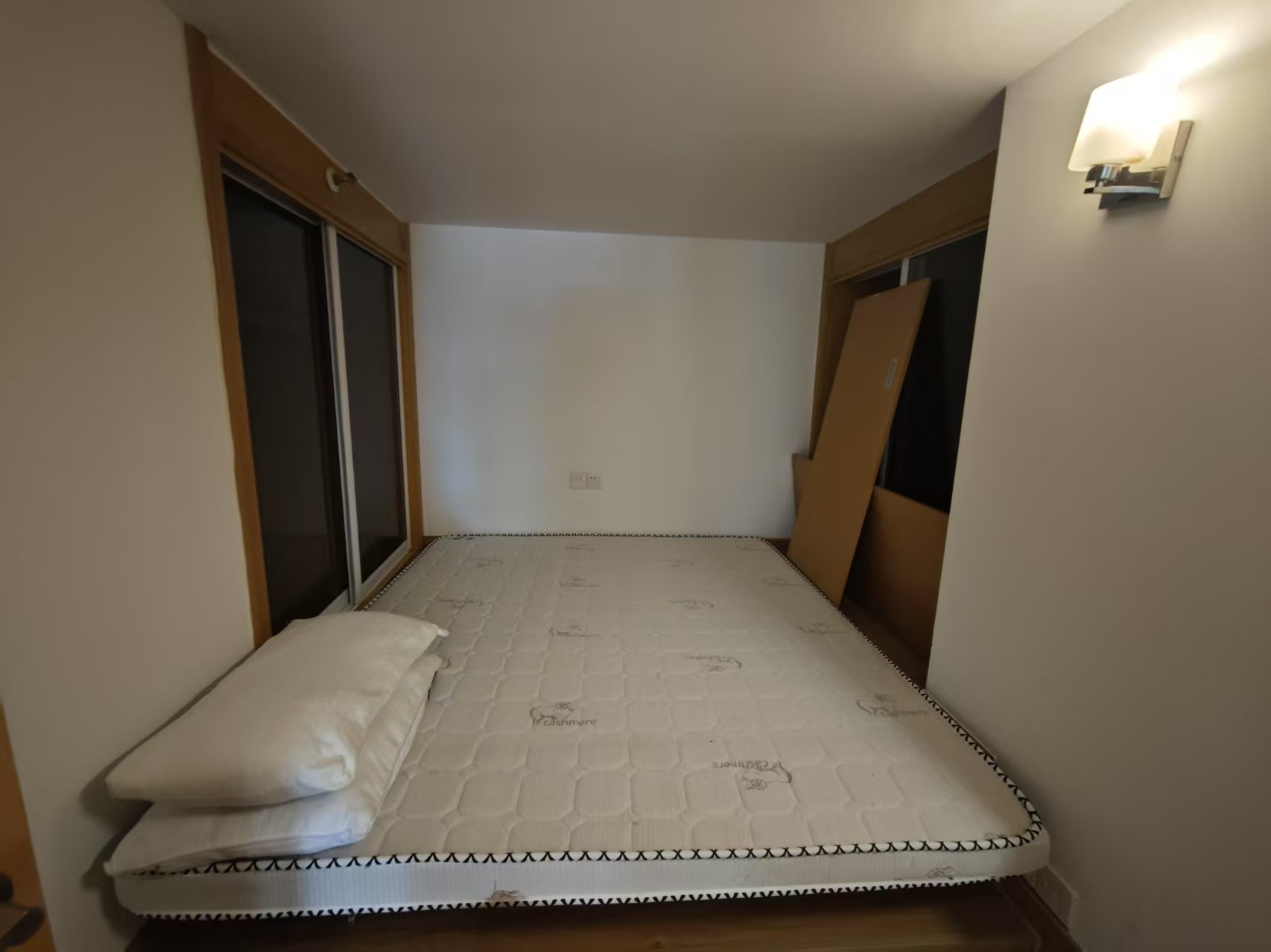 中南世纪城北区 1室1厅1卫 40m&sup2;
