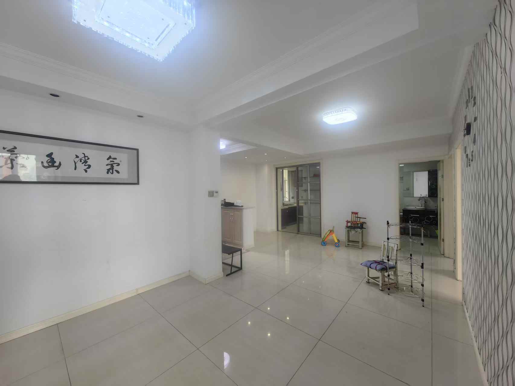 未来锦城 2室1厅1卫 90m&sup2;