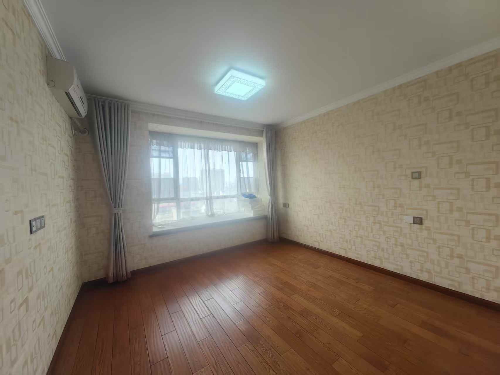 未来锦城 2室1厅1卫 90m&sup2;