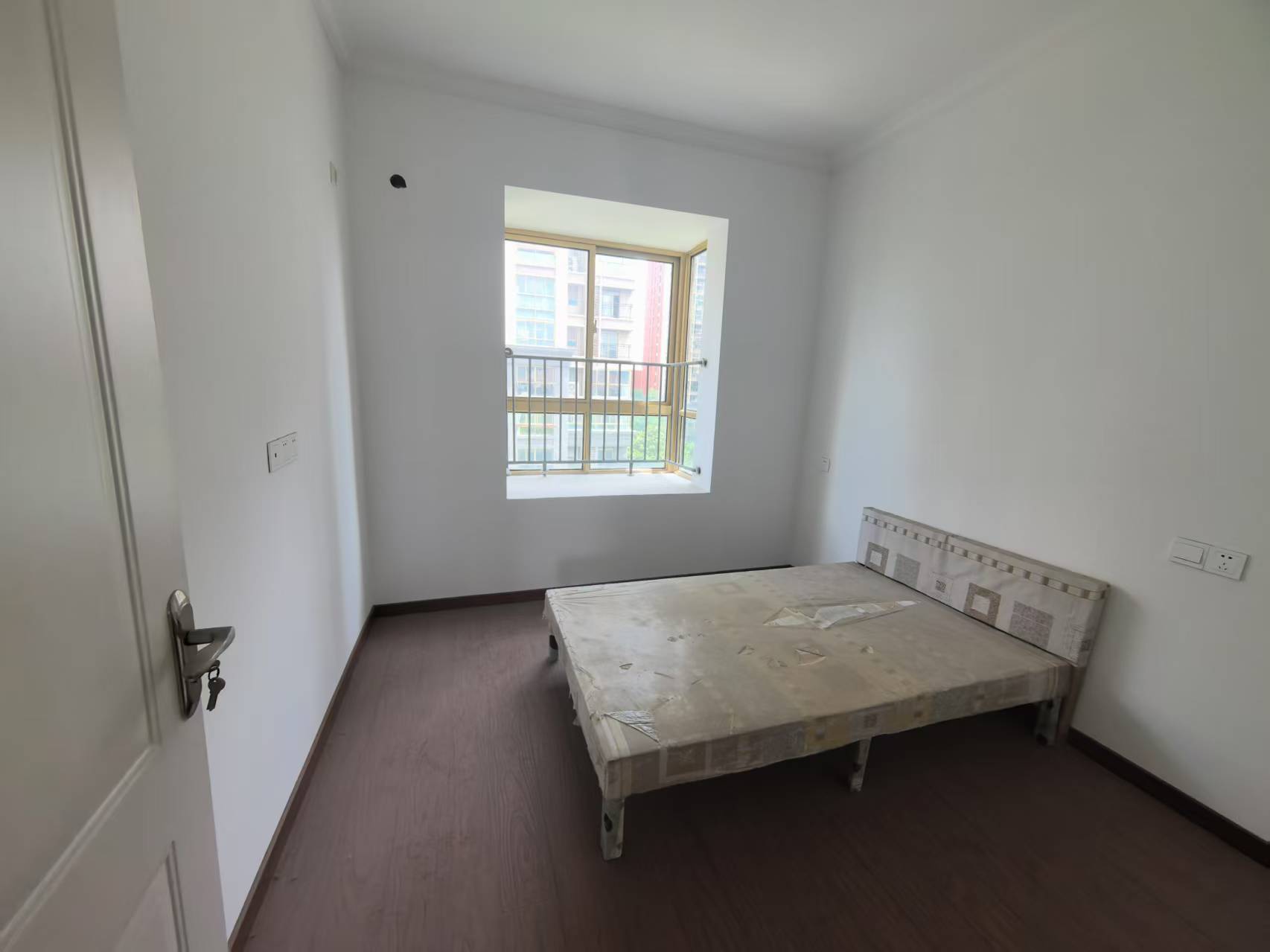 恒盛豪庭 3室2厅1卫 107m&sup2;