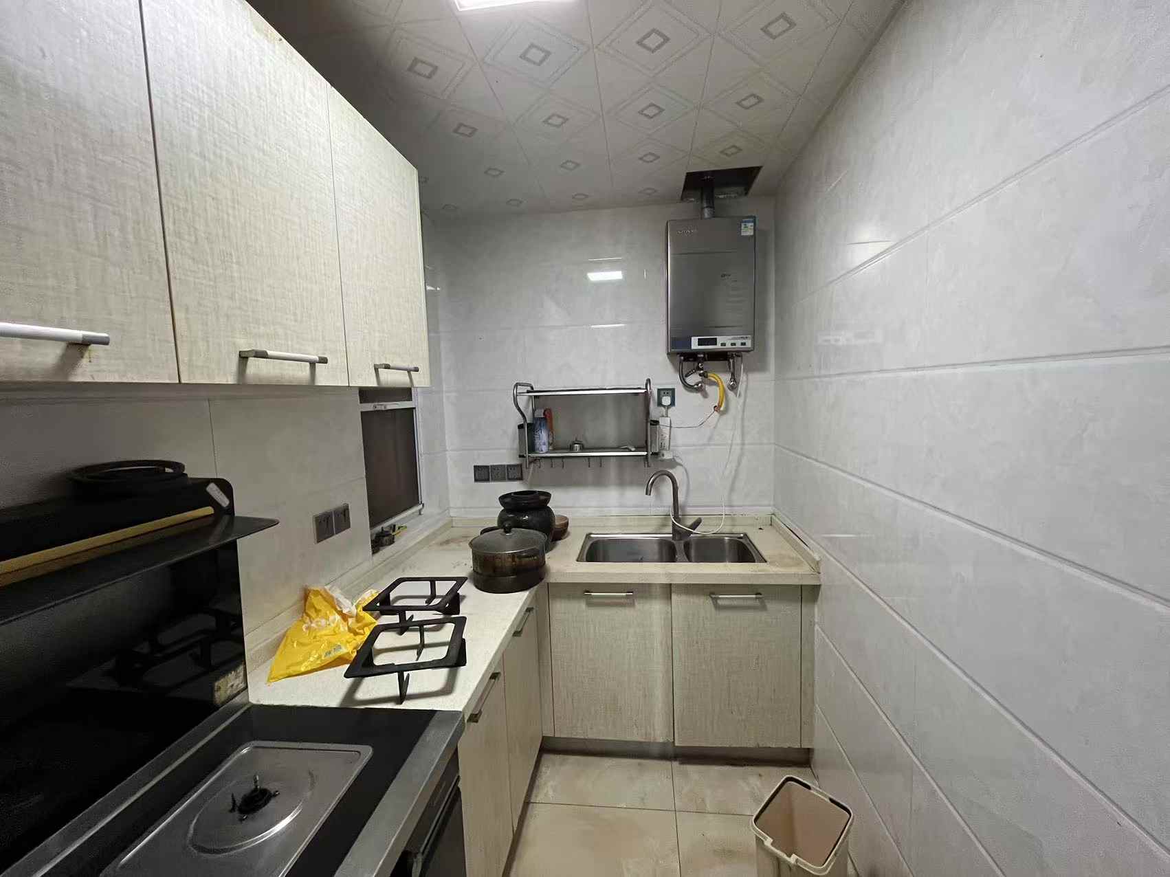 中海碧林湾 3室2厅1卫 97m&sup2;