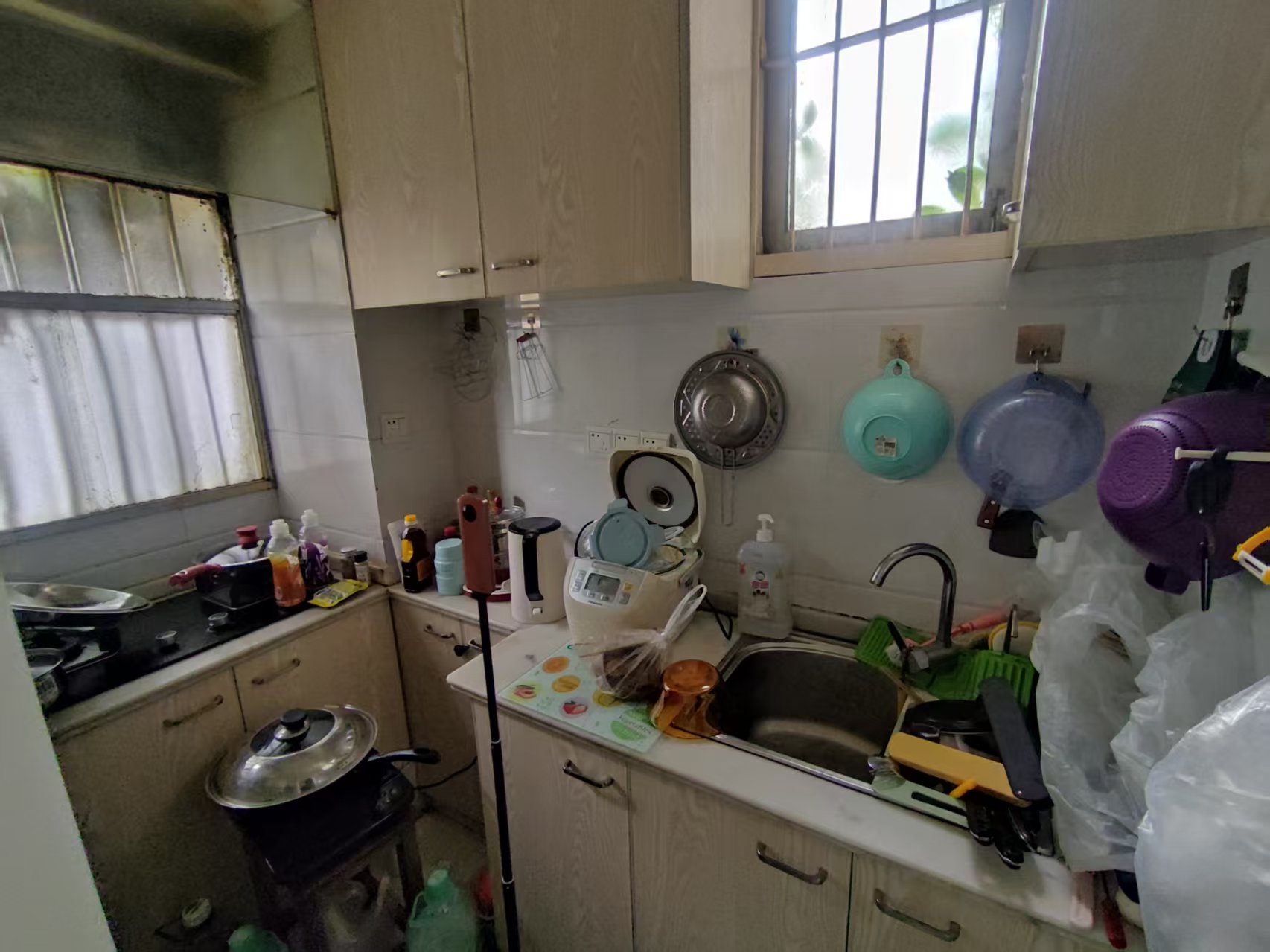 青年路新村 1室1厅1卫 45m&sup2;
