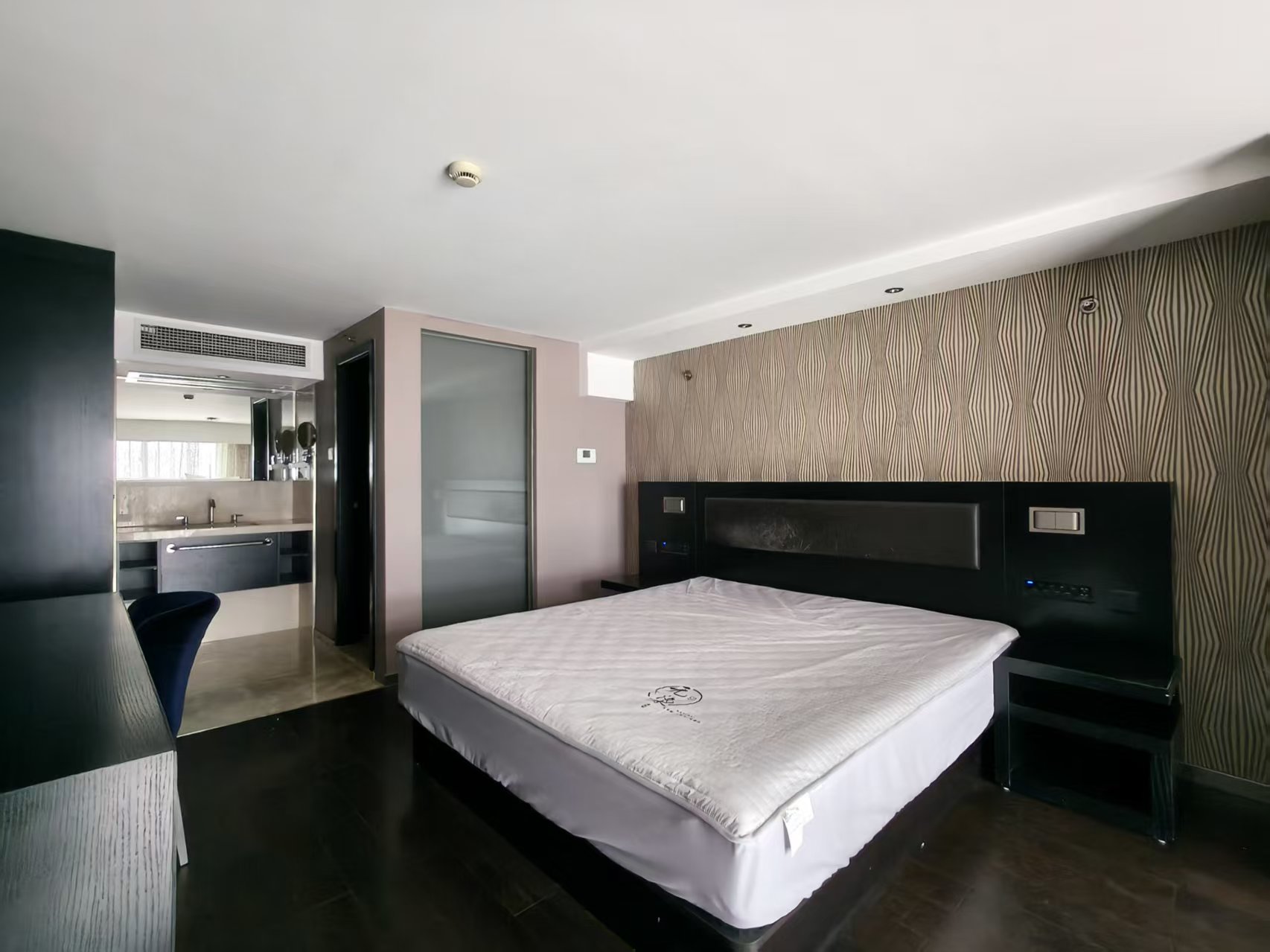 檀墅 1室1厅1卫 45m&sup2;