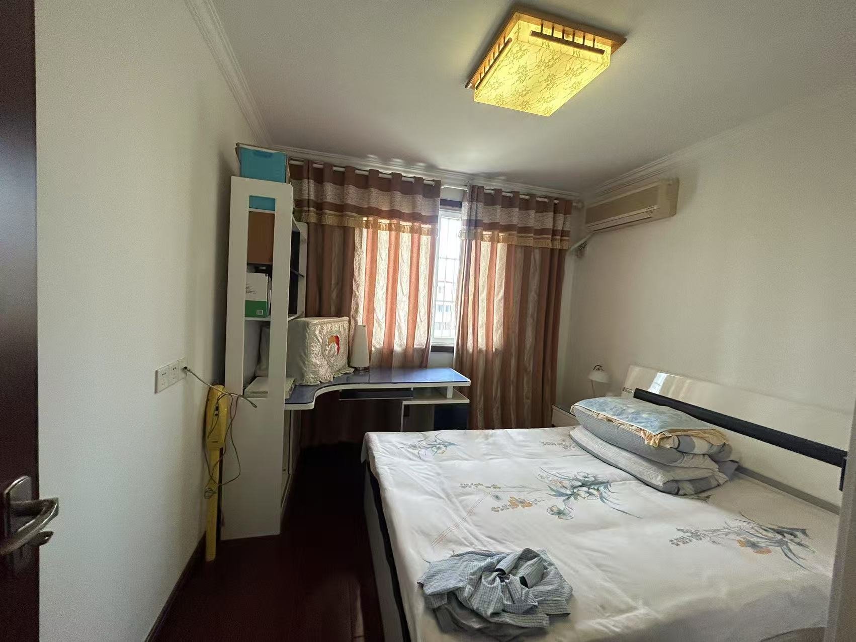 虹桥新苑 3室2厅1卫 137.64m&sup2;