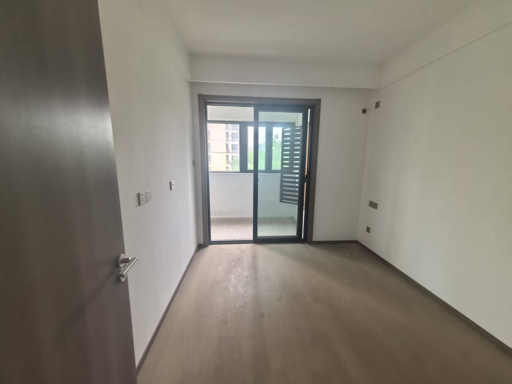 华禧铭苑 3室2厅1卫 103m&sup2;