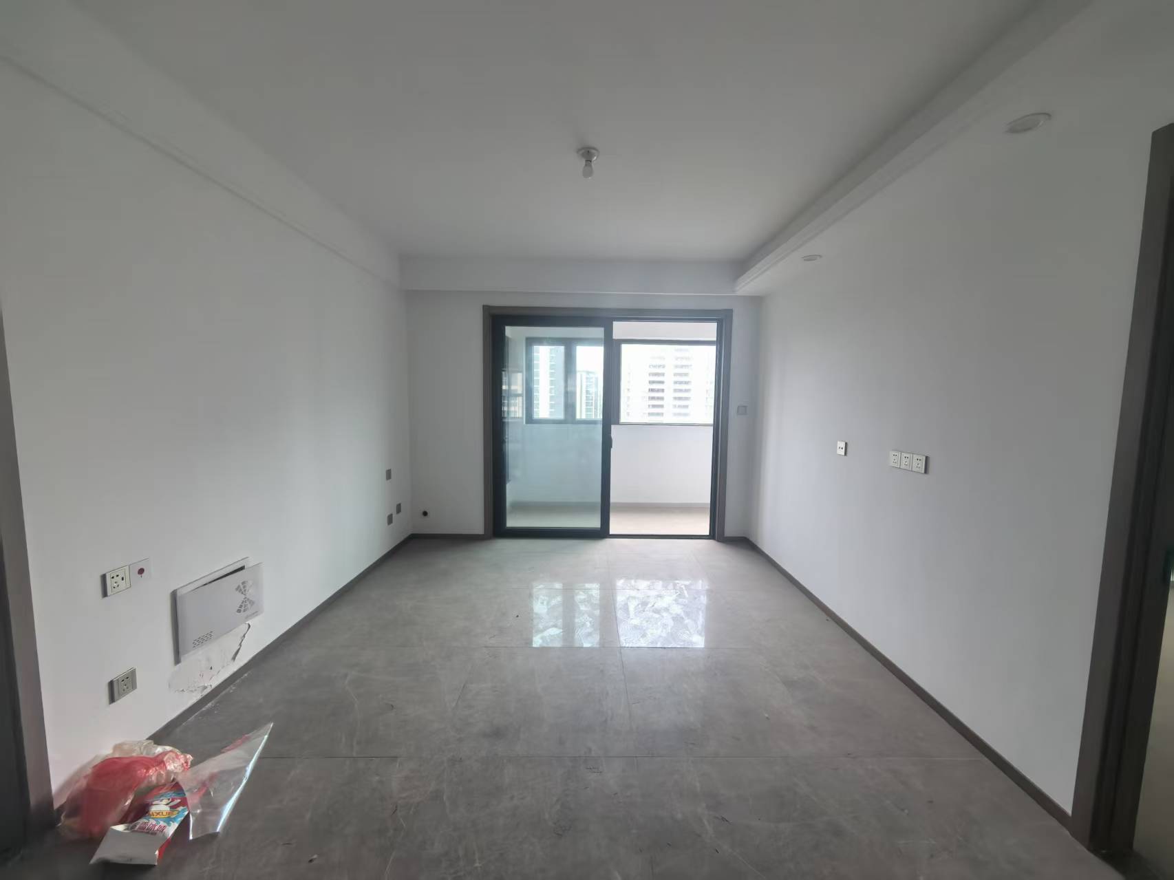 华禧铭苑 3室2厅1卫 111m&sup2;