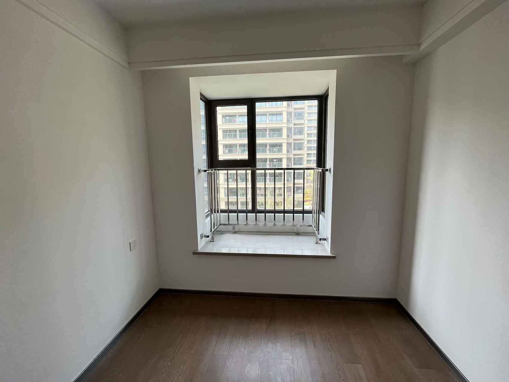 湖悦云境 4室2厅2卫 122m&sup2;