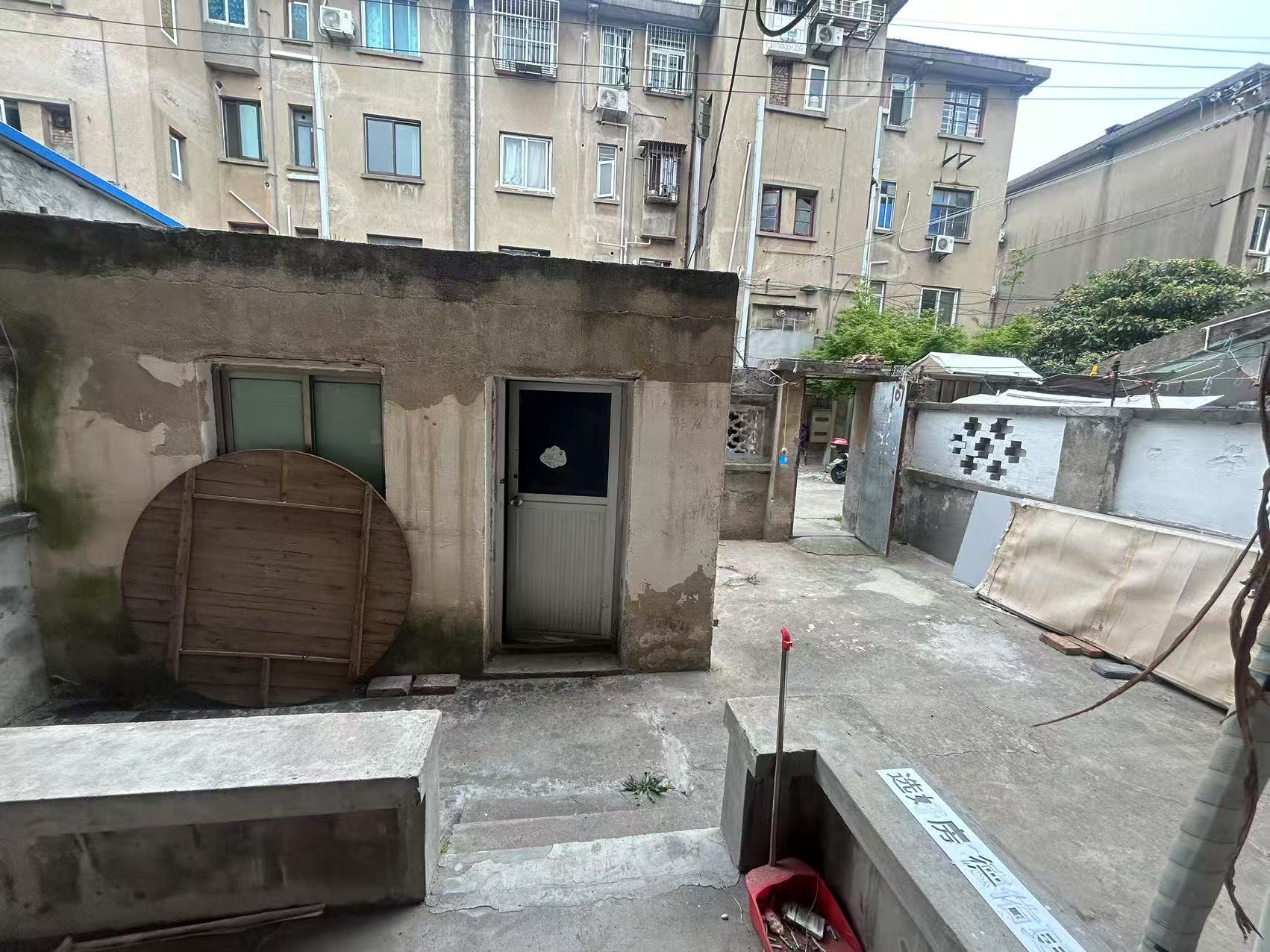 新建路新村(新建花苑) 2.5室1厅1卫 72m&sup2;